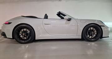 992.2 Carrera 4 GTS Cabriolet
