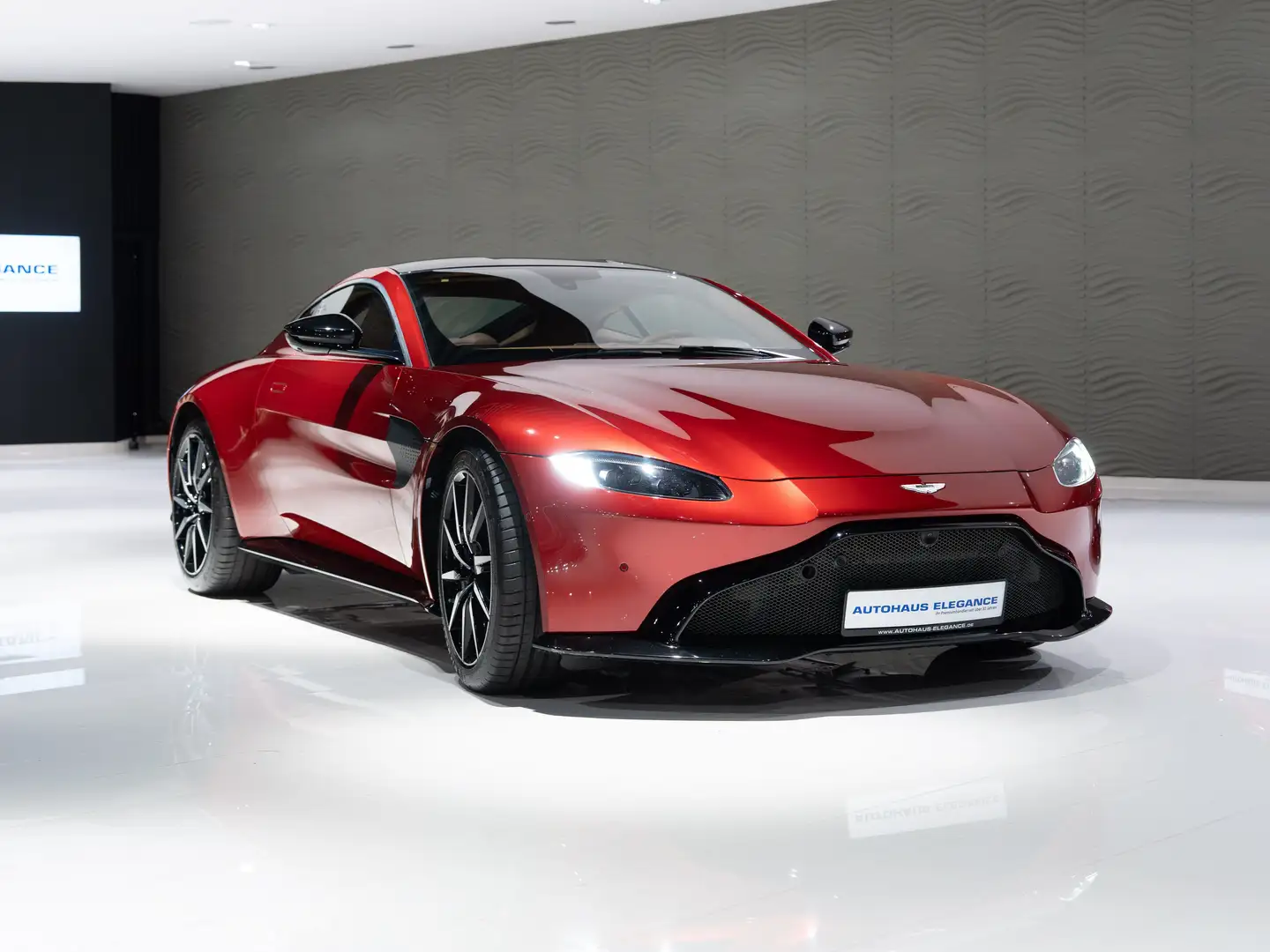 Aston Martin Vantage V8*PREMIUM-AUDIO*16-WEGE*SPORT+PAKET*360 Rot - 2