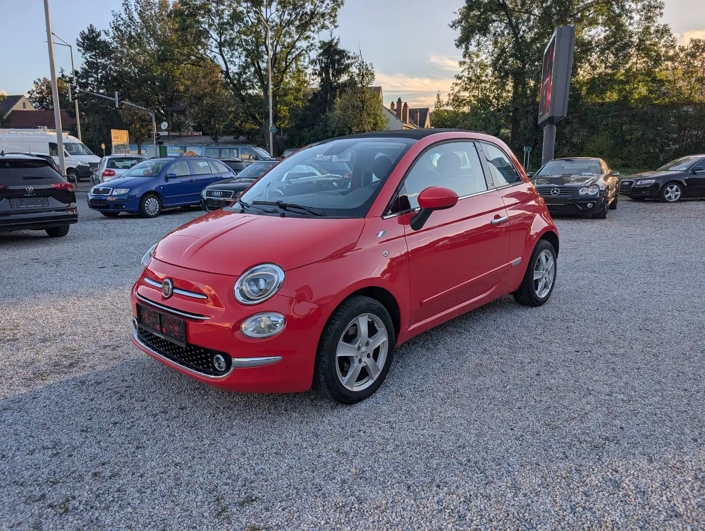 Fiat 500 Lounge Rot - 1
