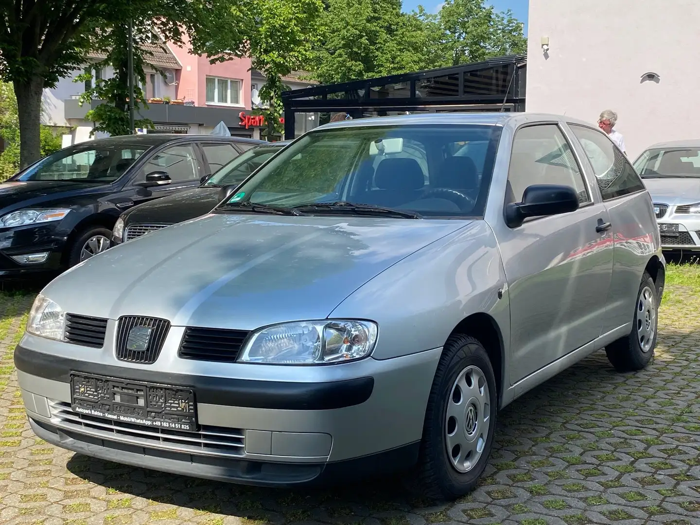 SEAT Ibiza 1.4 Stella, Klimaautom. Garagenw. TÜV 11/2025 Срібний - 1