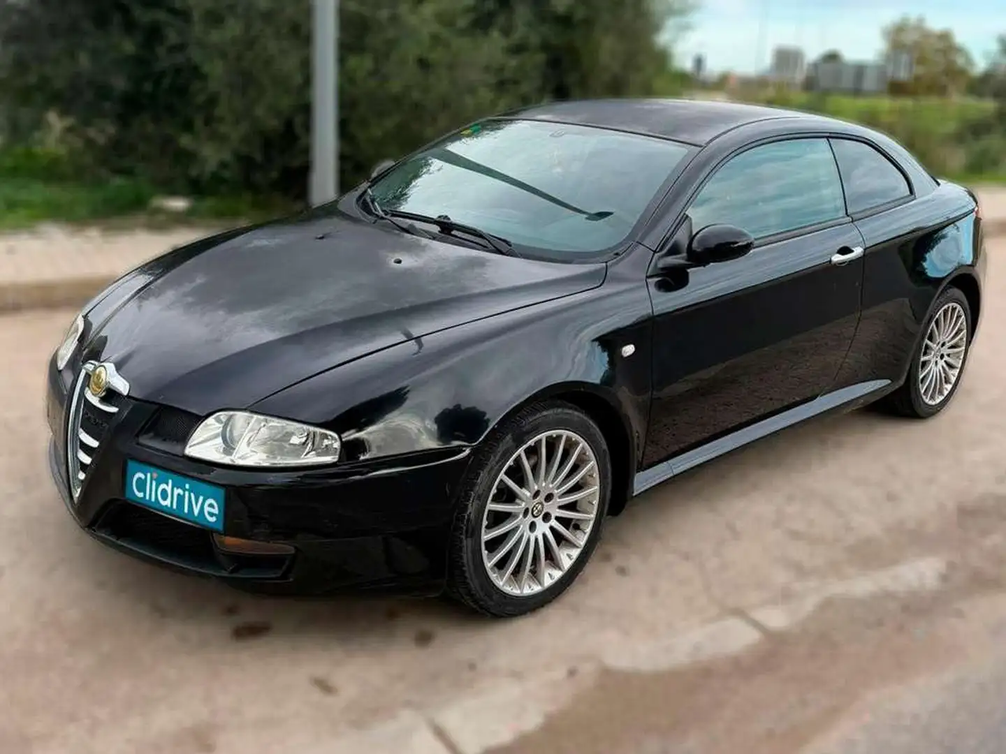 Alfa Romeo GT 1.9 JTD Distinctive Schwarz - 2