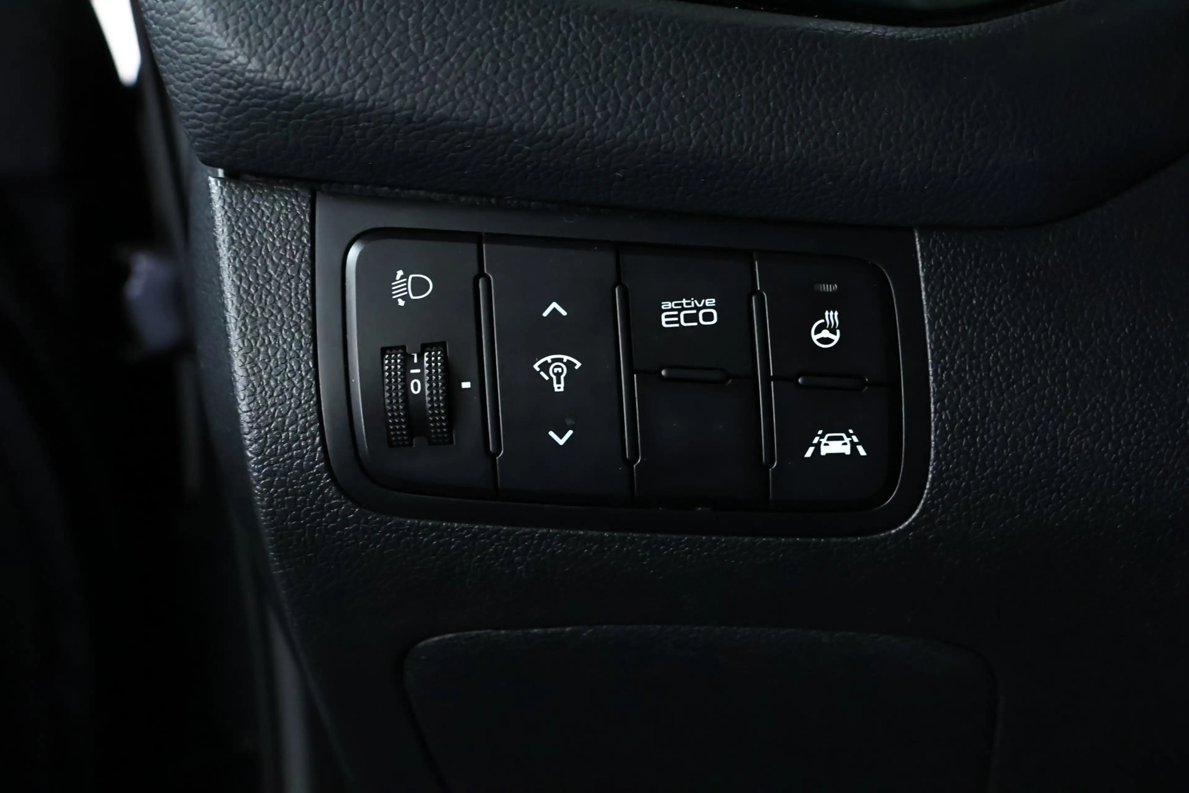 Kia Rio 1.4 CVVT DynamicLine / Automaat / Navi / Camera / — photo 27