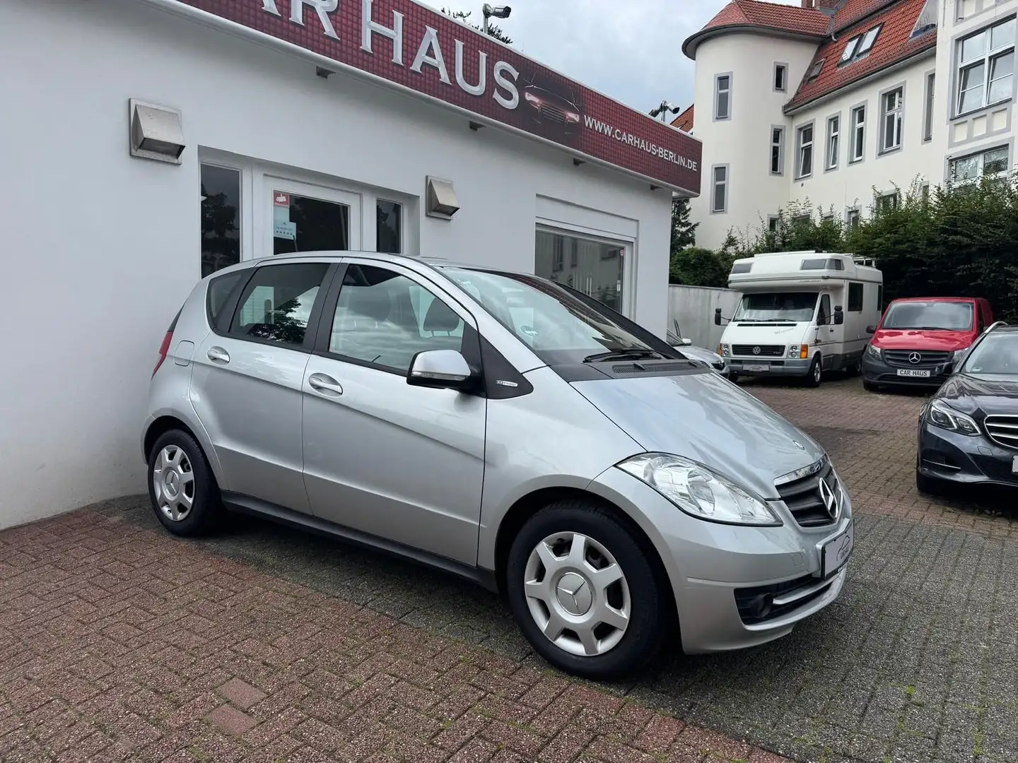 Mercedes-Benz A 160 BlueEFFICIENCY Silber - 1