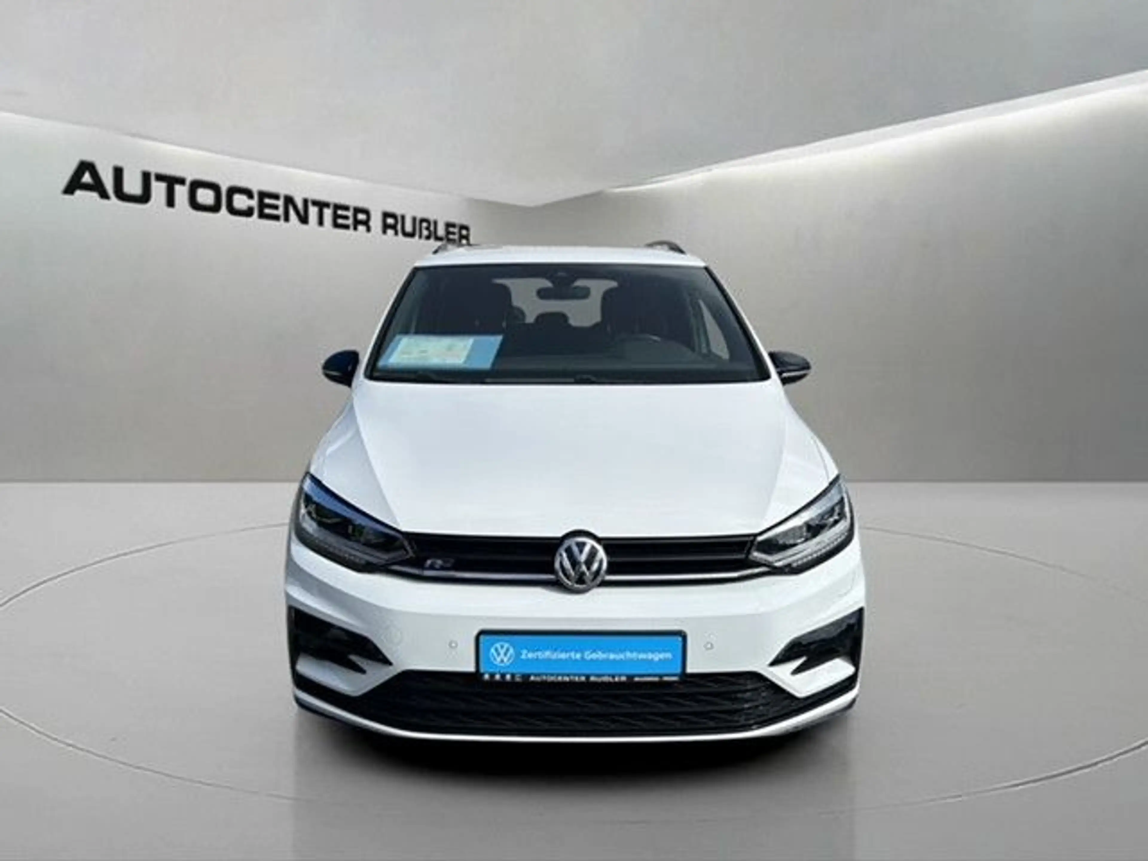 Volkswagen Touran Highline R-Line Standheizung Navi LED — photo 5