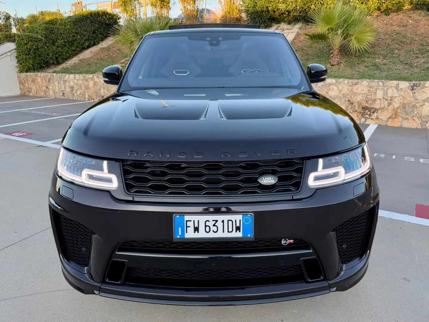 Land Rover Range Rover Sport SVR 5.0 V8 575CV SUPERCHARGED+TETTO+22+CARBON Nero - 2