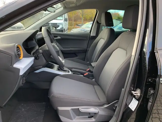 Seat Arona view 9