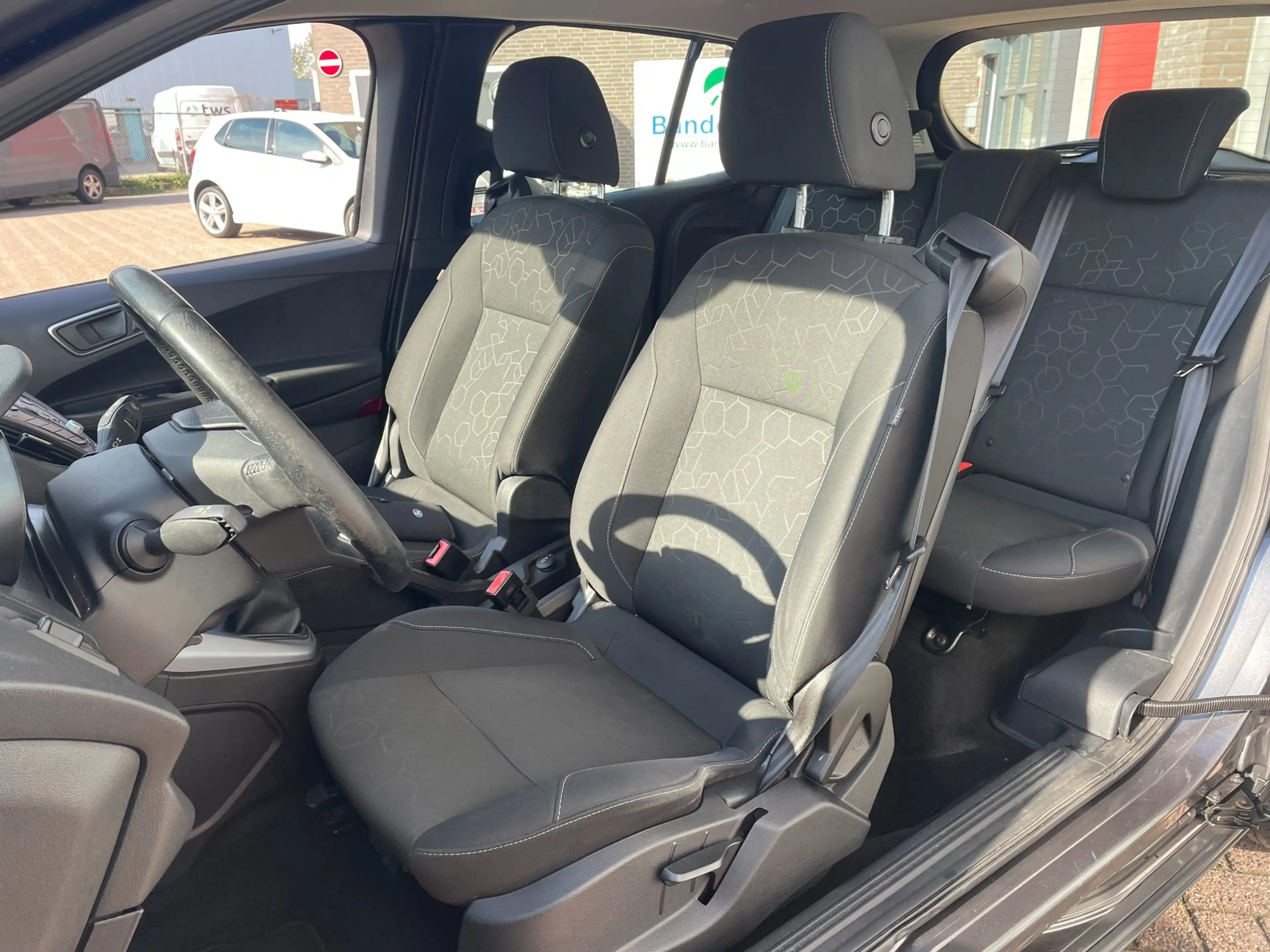 Ford B-Max 1.0 EcoBoost Titanium — photo 7