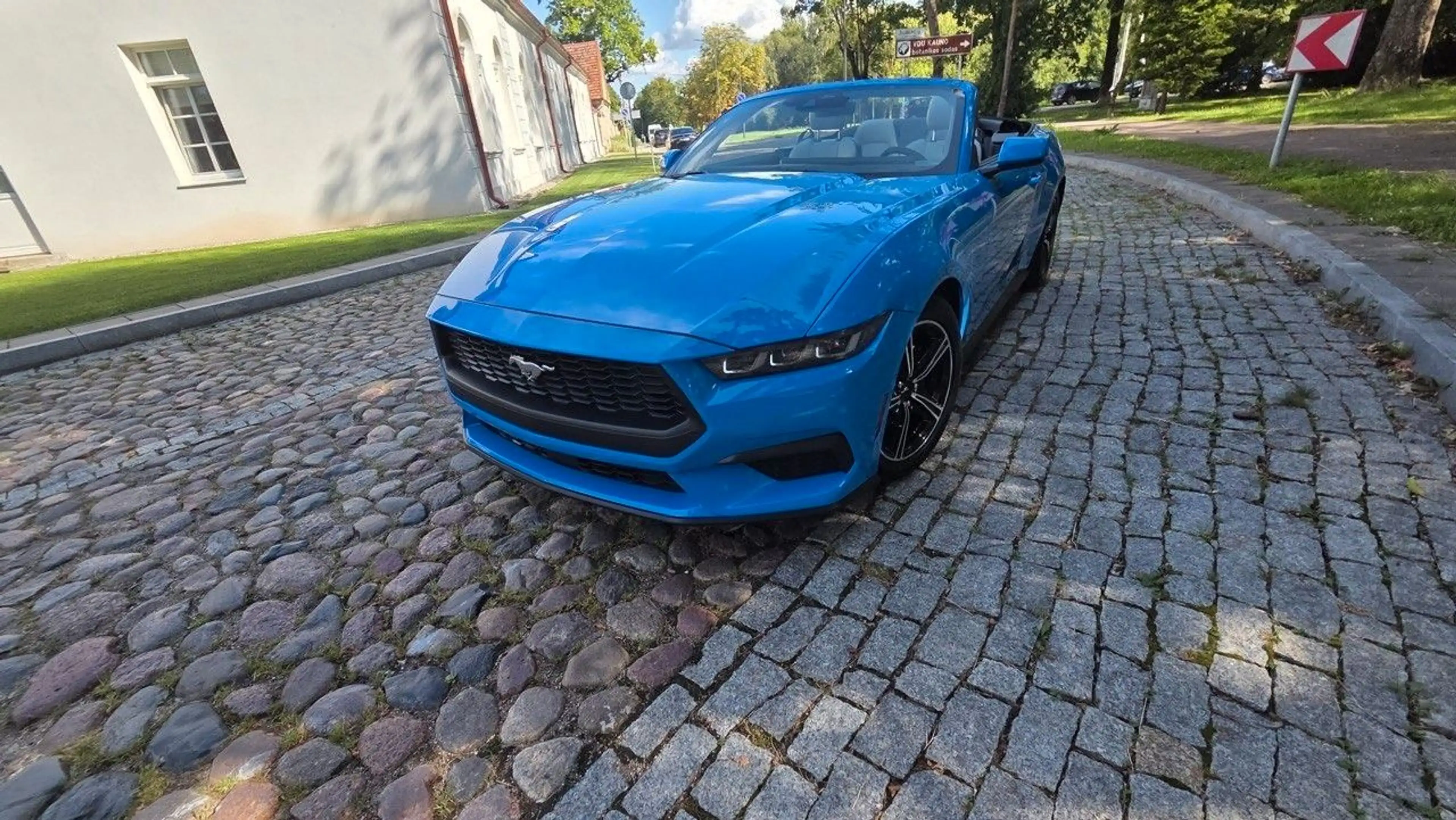 Ford Mustang EcoBoost*Premium*Grabber Blue*Garantie — photo 2