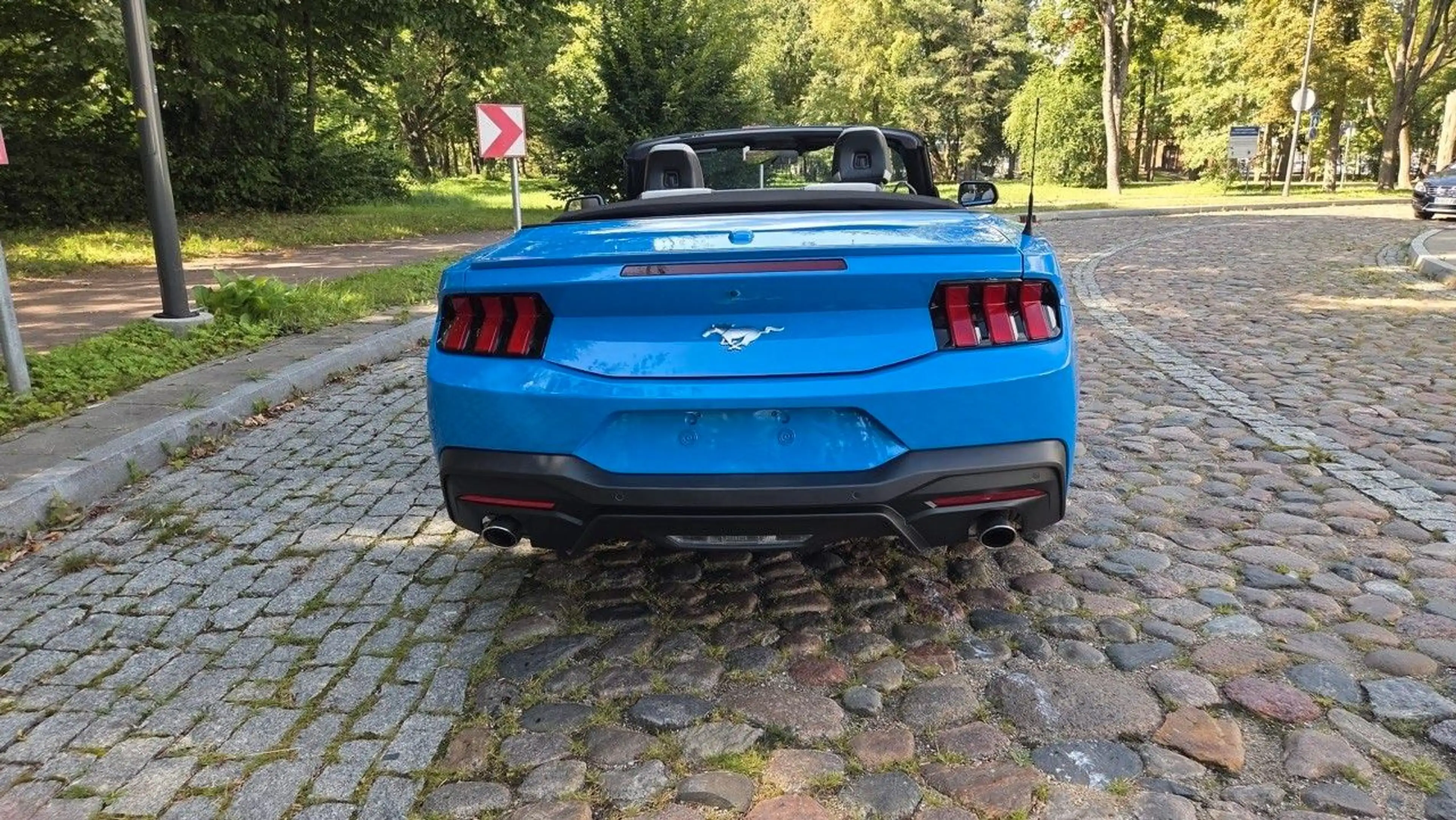 Ford Mustang EcoBoost*Premium*Grabber Blue*Garantie — photo 6