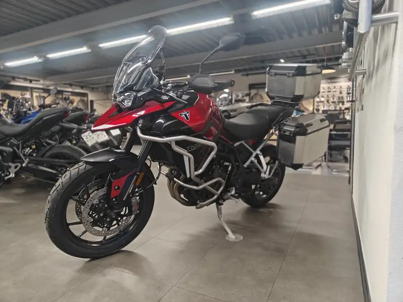 Triumph Tiger 900 - foto 8