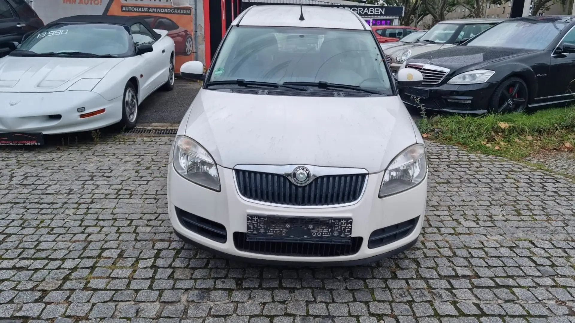 Skoda Roomster Style Weiß - 2