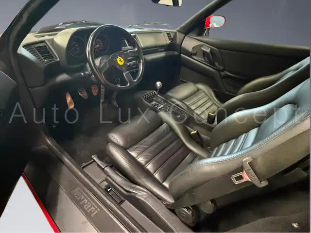 Ferrari F355 view 5