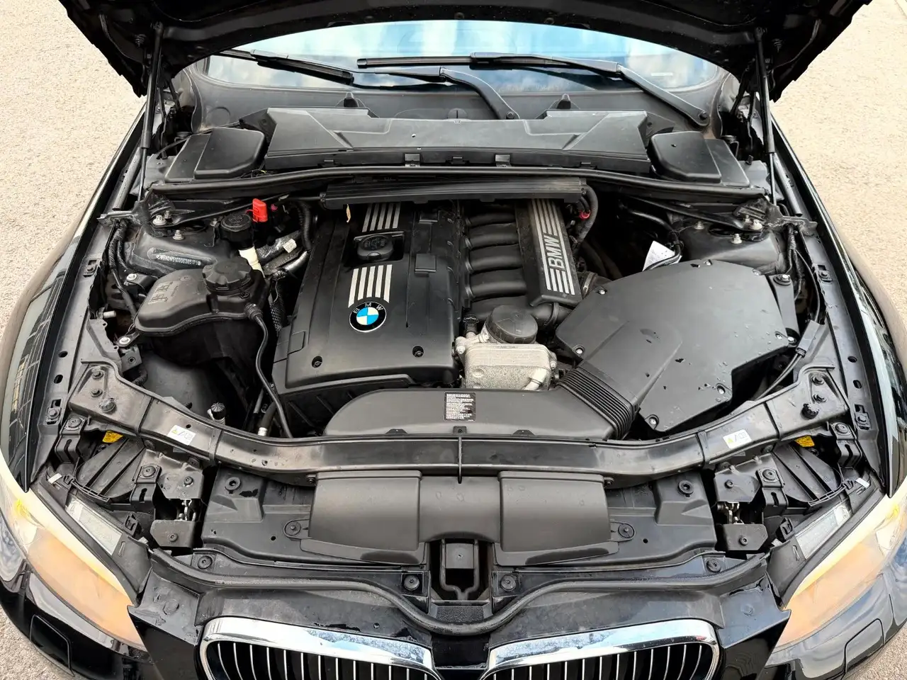 BMW 325i CABRIOLET 218 ch | ARRIÈRE |