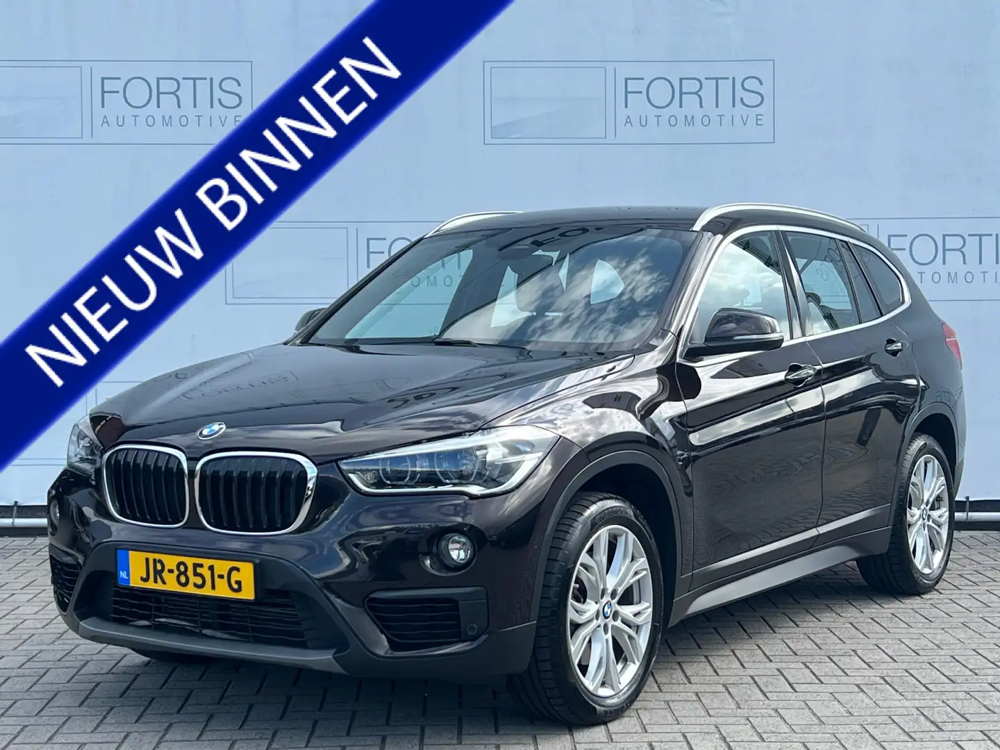BMW X1 sDrive20i Centennial Executive NL AUTO | 1E EIG | Bruin - 1