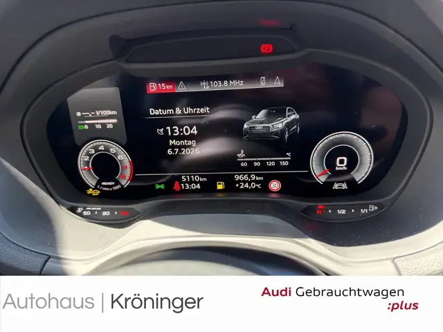 Audi Q2 view 12