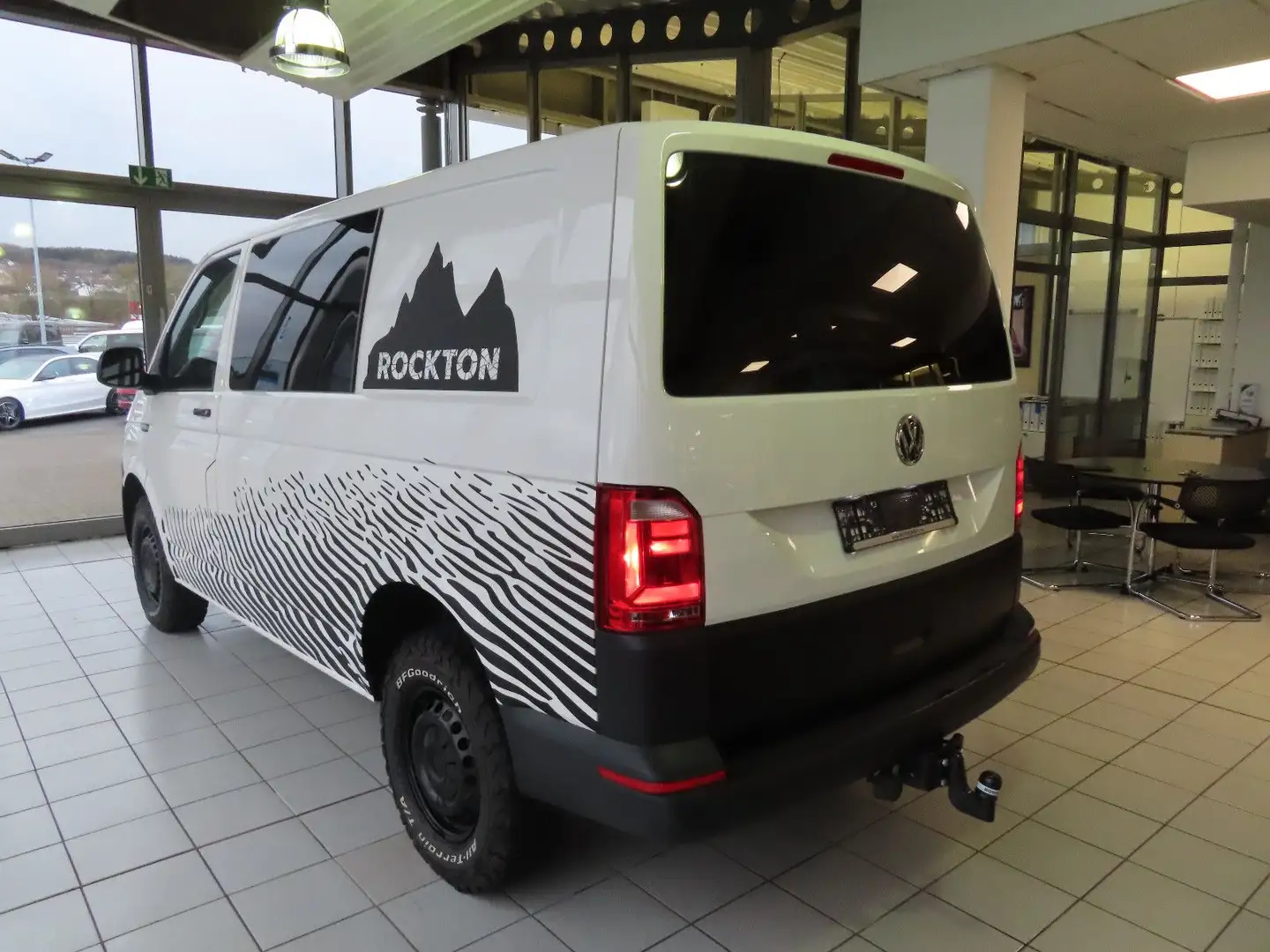 Volkswagen T6 Transporter T6 2.0 TDI Rockton 4Motion  NAVI SPERRE AHK Weiß - 2