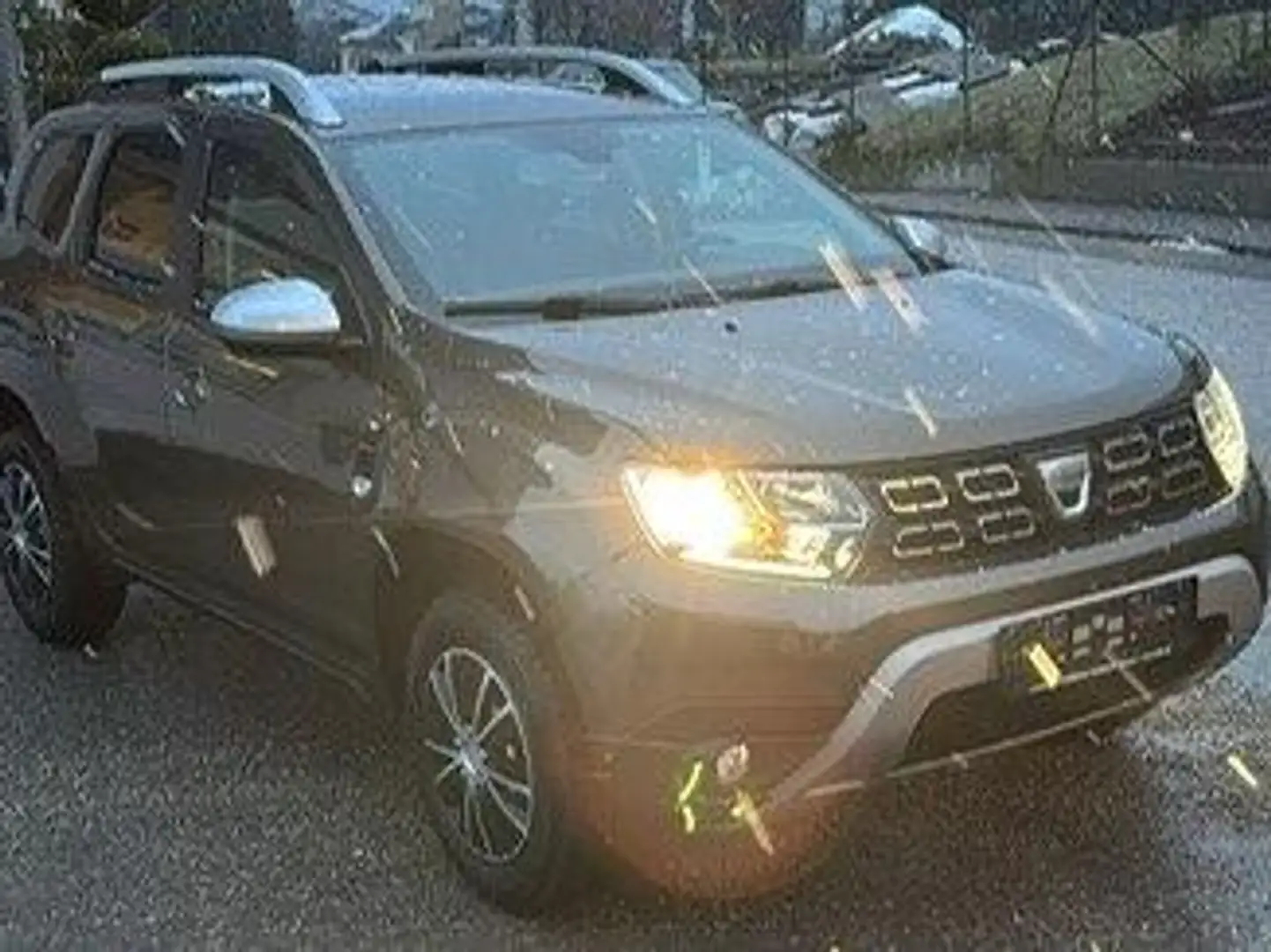 Dacia Duster SR  DHE4 Braun - 2