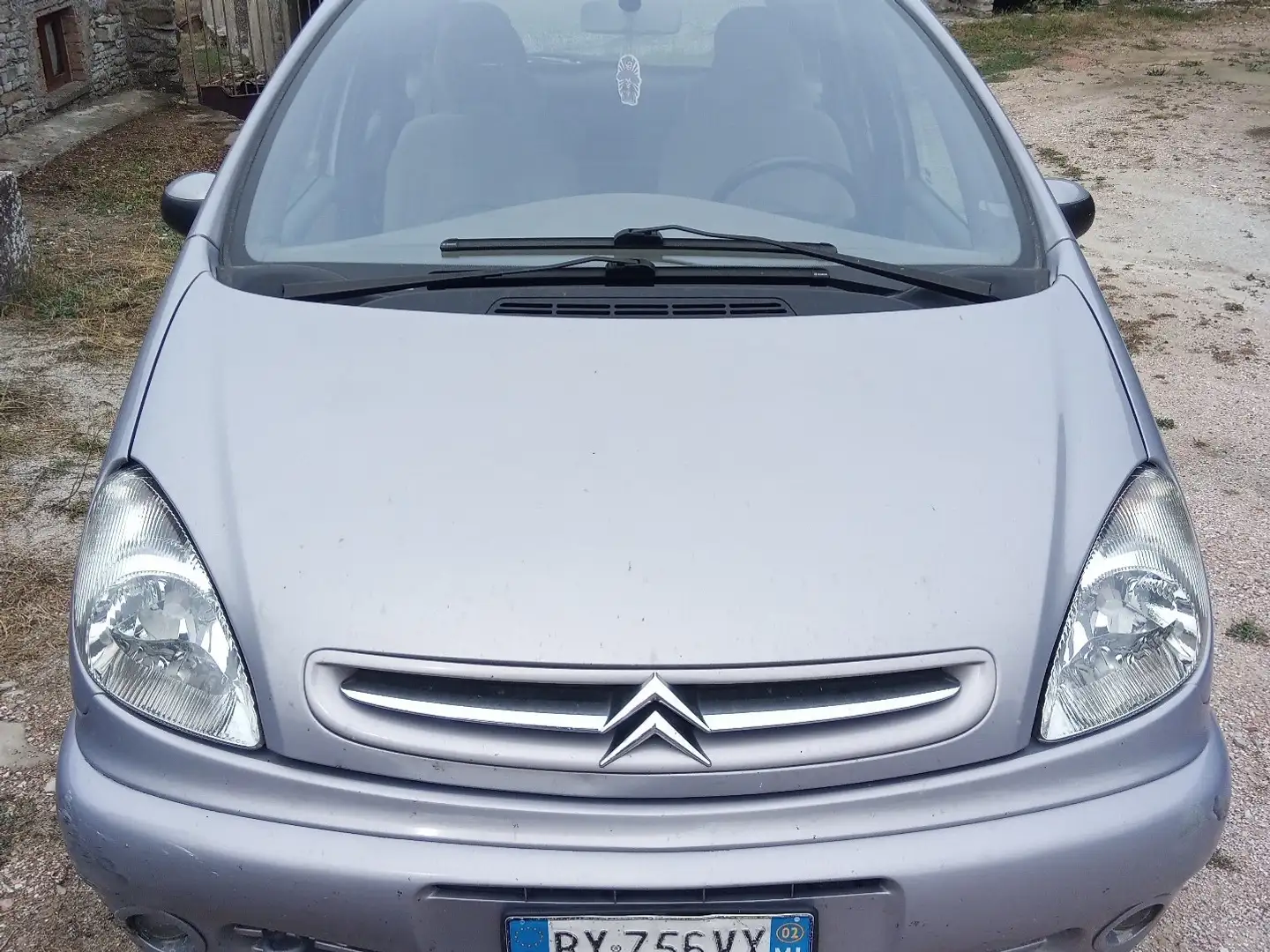 Citroen Xsara Picasso 2.0 hdi Elegance Šedá - 1