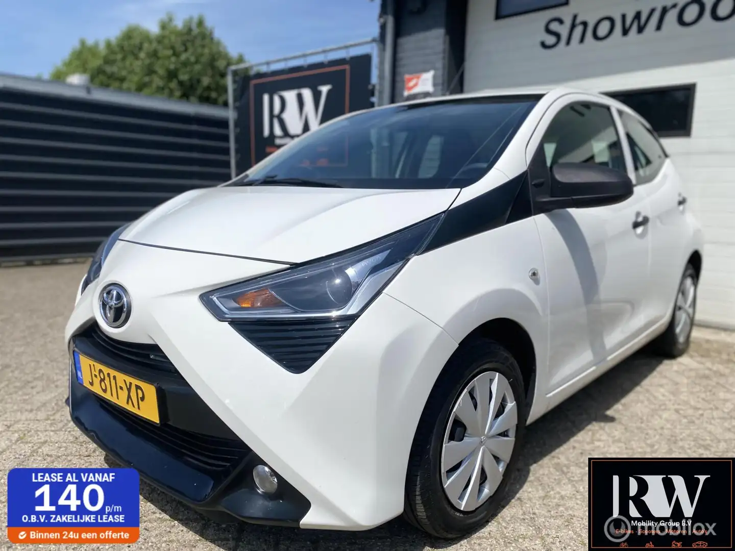Toyota Aygo 1.0 VVT-i x-fun Bílá - 1