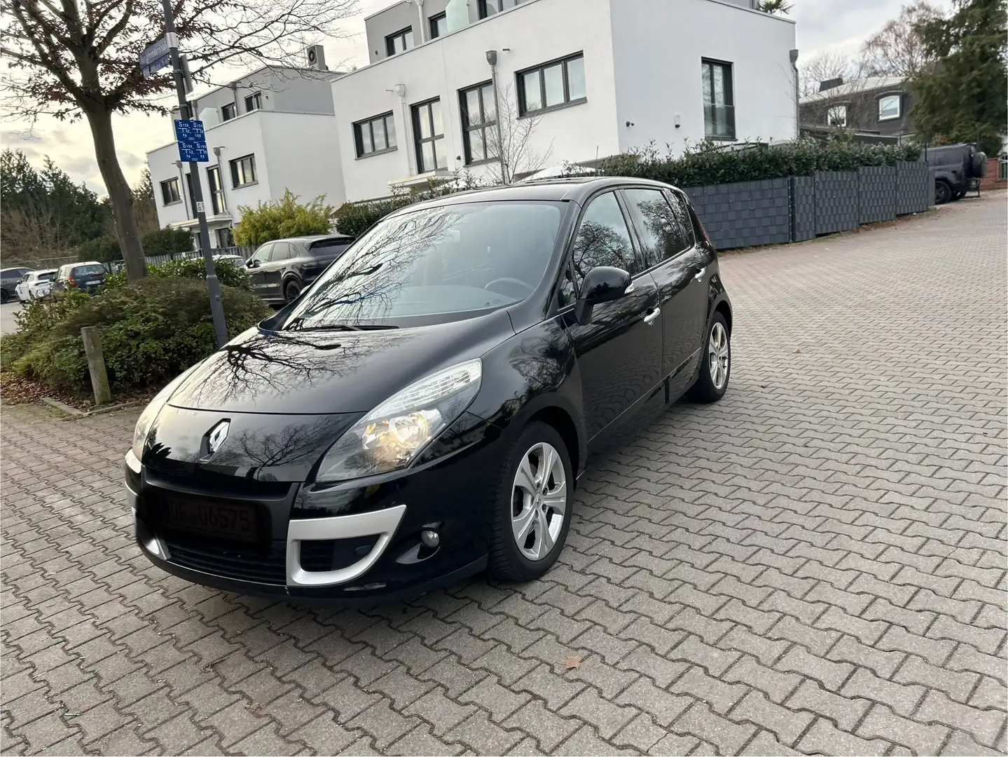 Renault Scenic Dynamique 113.000Km Schwarz - 1