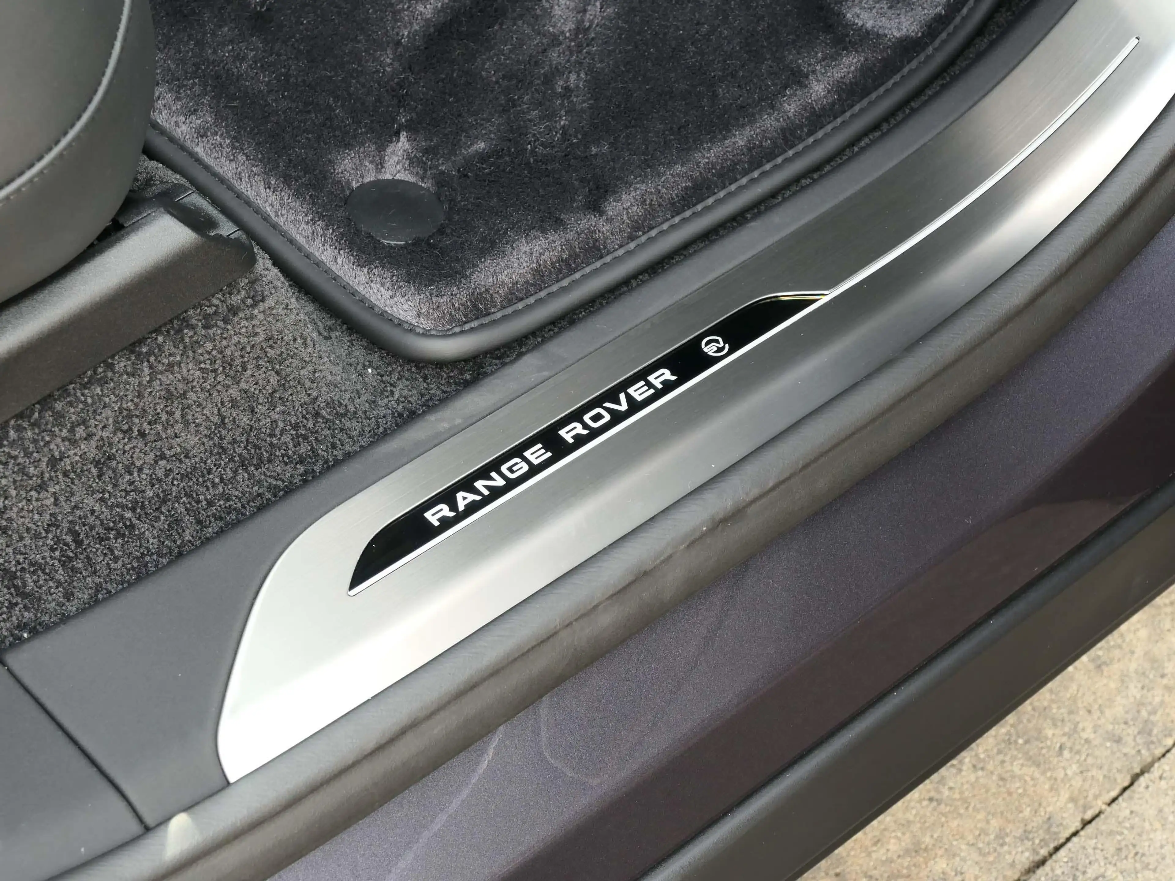 Land Rover Range Rover SWB P615 SV | Special Request | — photo 9