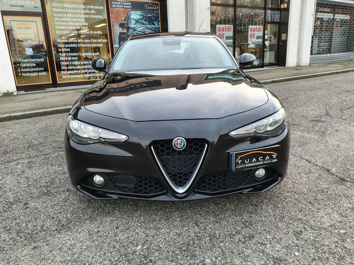 Alfa Romeo Giulia Business 2.2 JTD ECO Noir - 2
