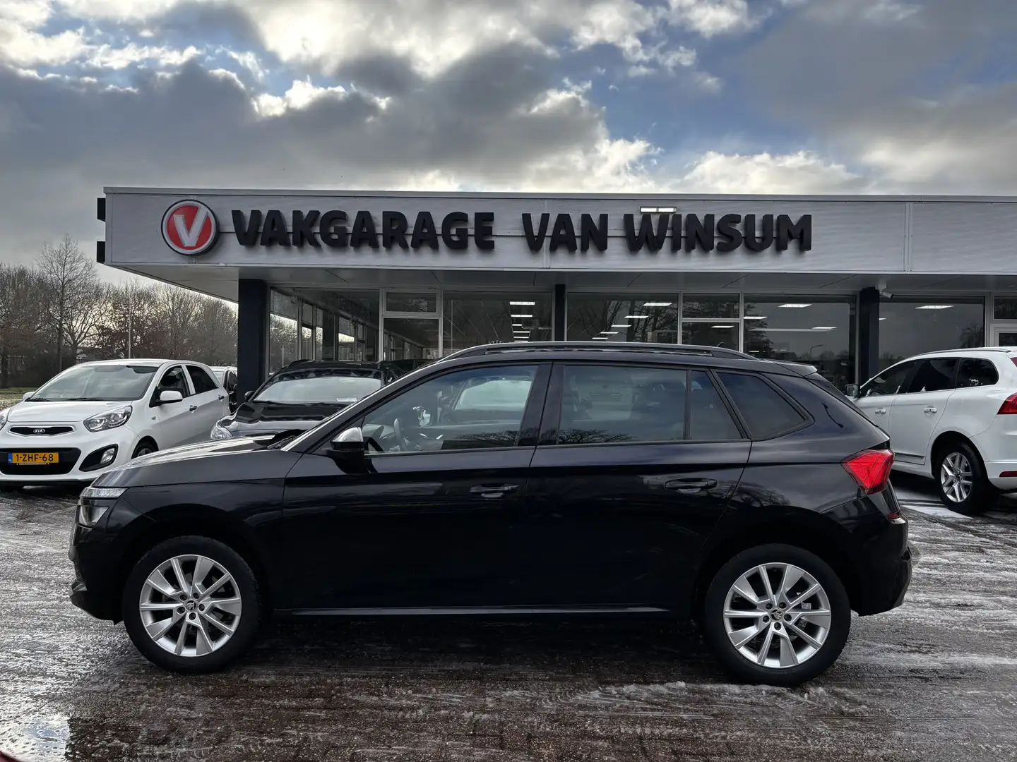 Skoda Kamiq 1.0 TSI Sport Business Ad Cruise Lmv Klima Pdc Aut Noir - 2