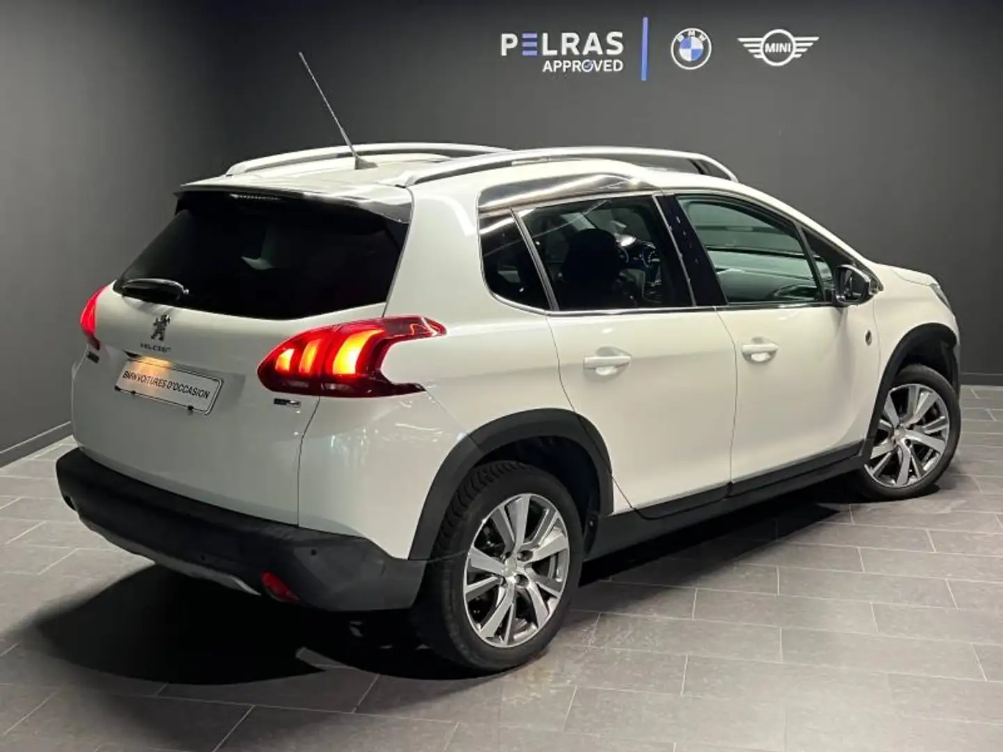 Peugeot 2008 1.2 PureTech 110ch Crossway S\u0026S Blanc - 2