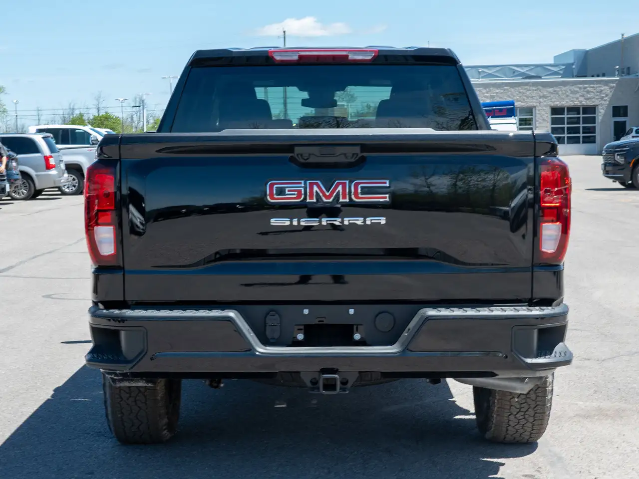 GMC Sierra 1500 снимка GMC Sierra 1500