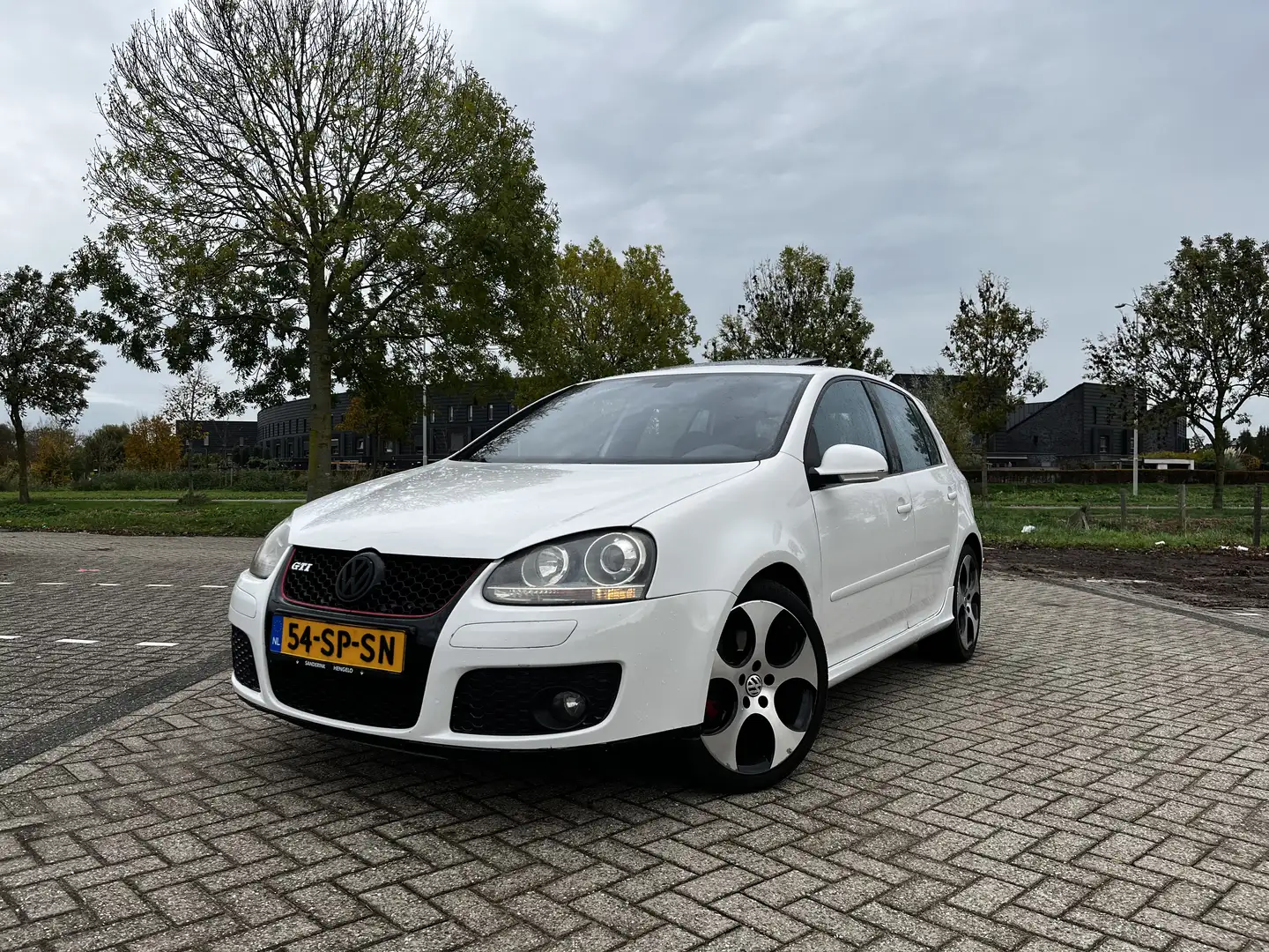 Volkswagen Golf 2.0 TFSI GTI Wit - 1
