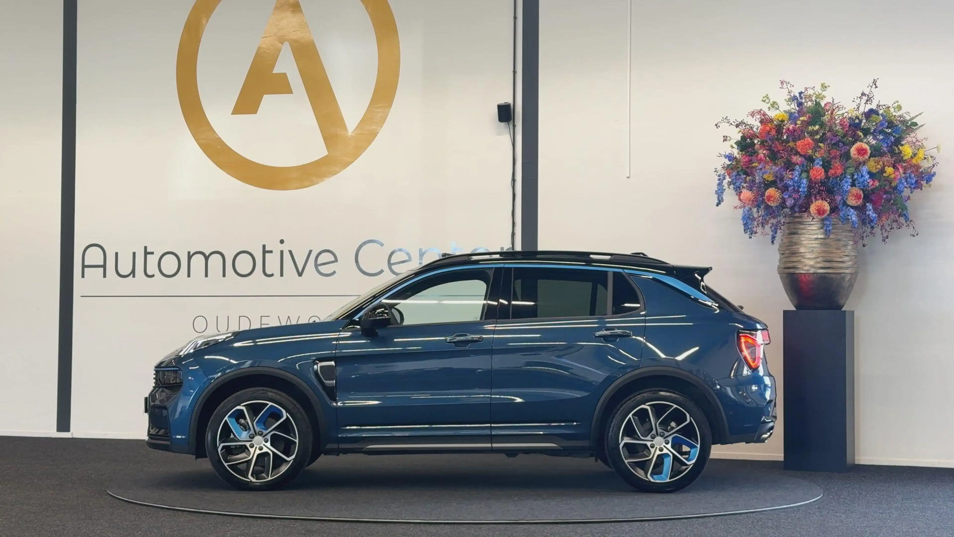 Lynk & Co 01 1.5 PHEV MY23 | 6,6 KWH | PANO | ZWARTE HEMEL |360 — photo 11