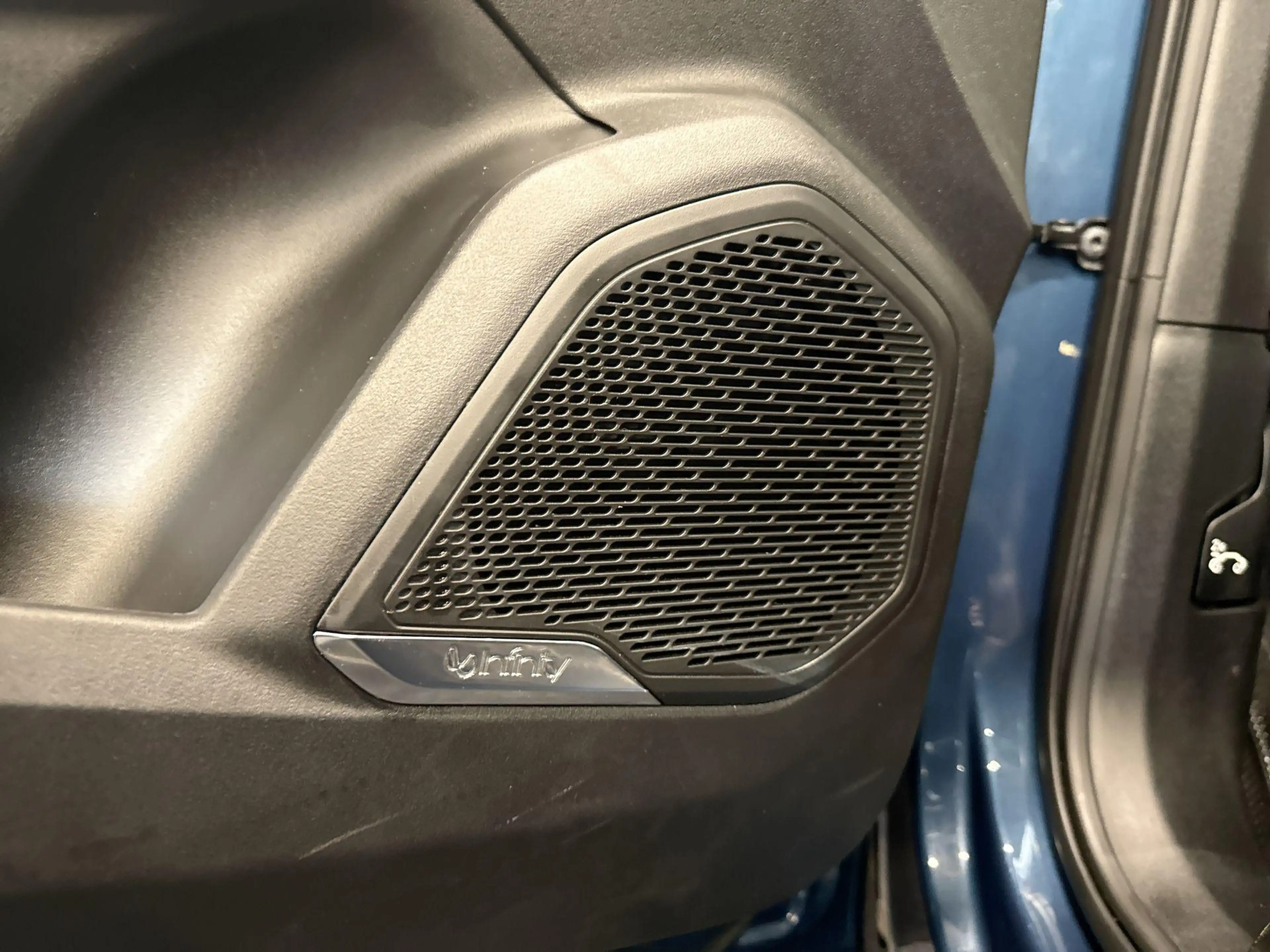 Lynk & Co 01 1.5 PHEV MY23 | 6,6 KWH | PANO | ZWARTE HEMEL |360 — photo 7