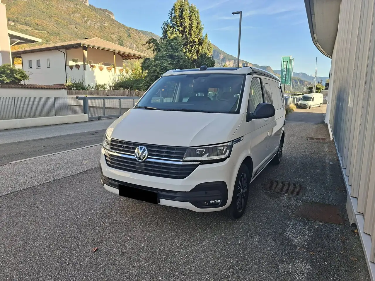 Volkswagen T6.1 California