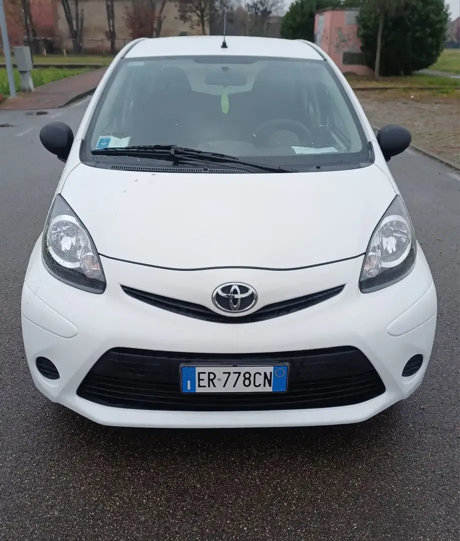Toyota Aygo Aygo I 2012 5p 1.0 Orange connect (tobasco) Bianco - 2