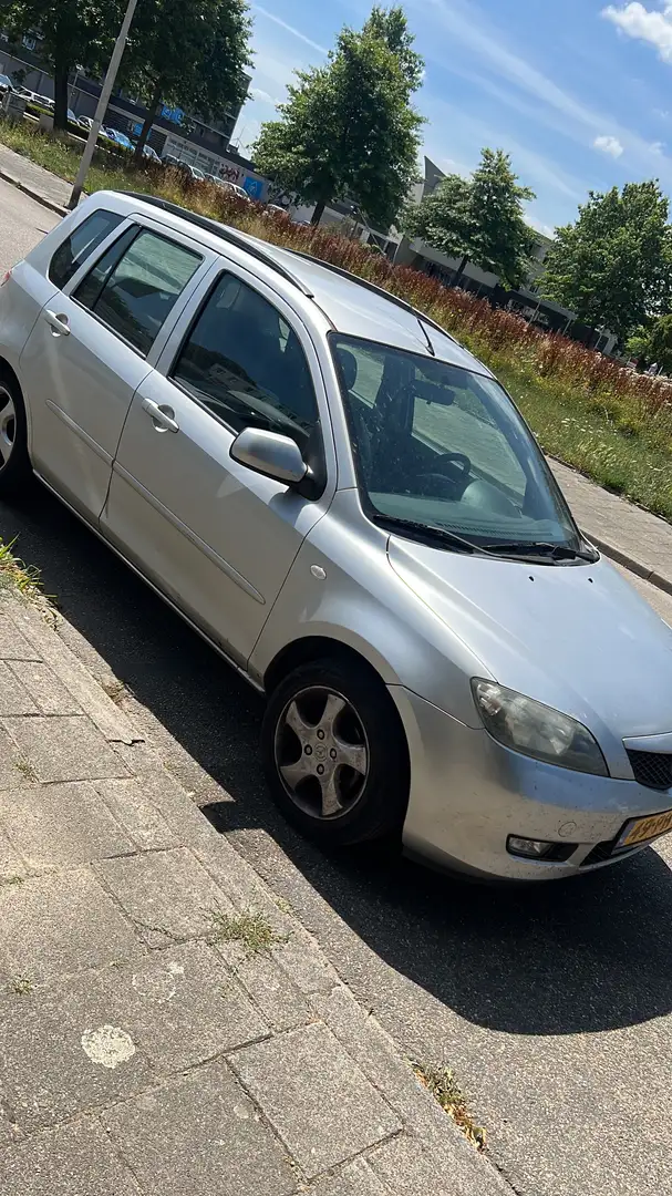 Mazda 2 2 1.4 Touring Argent - 2