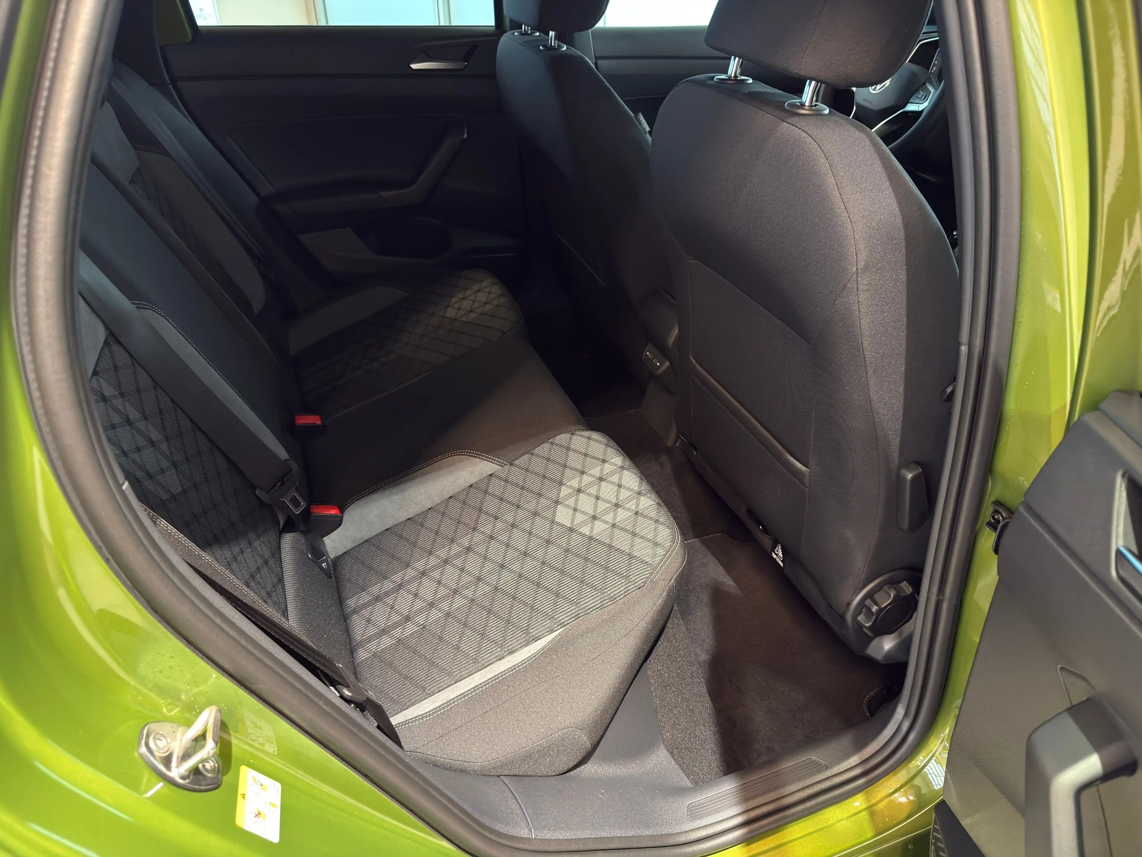 Volkswagen Taigo R-Line 1,0 l TSI 85 kW (116 PS) 7-Gang-Doppelkuppl — photo 23