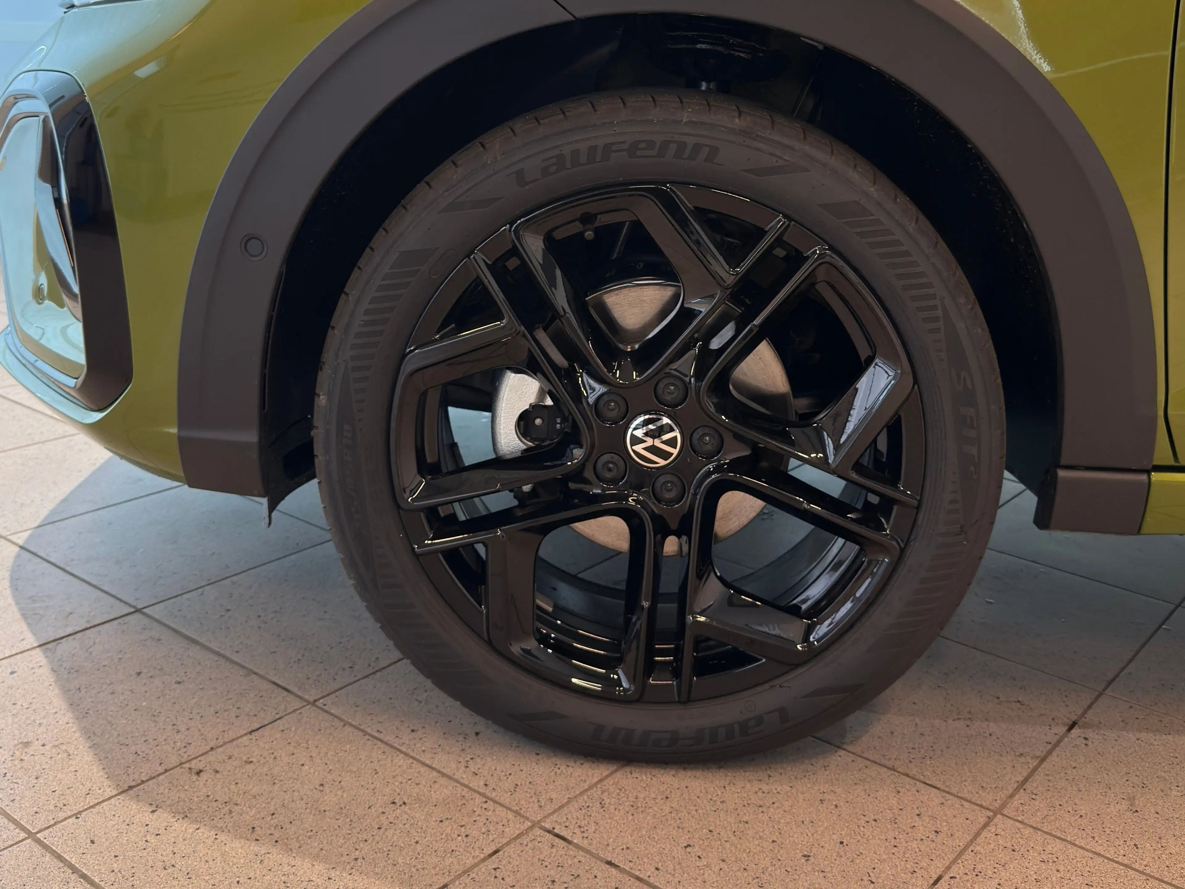 Volkswagen Taigo R-Line 1,0 l TSI 85 kW (116 PS) 7-Gang-Doppelkuppl — photo 4