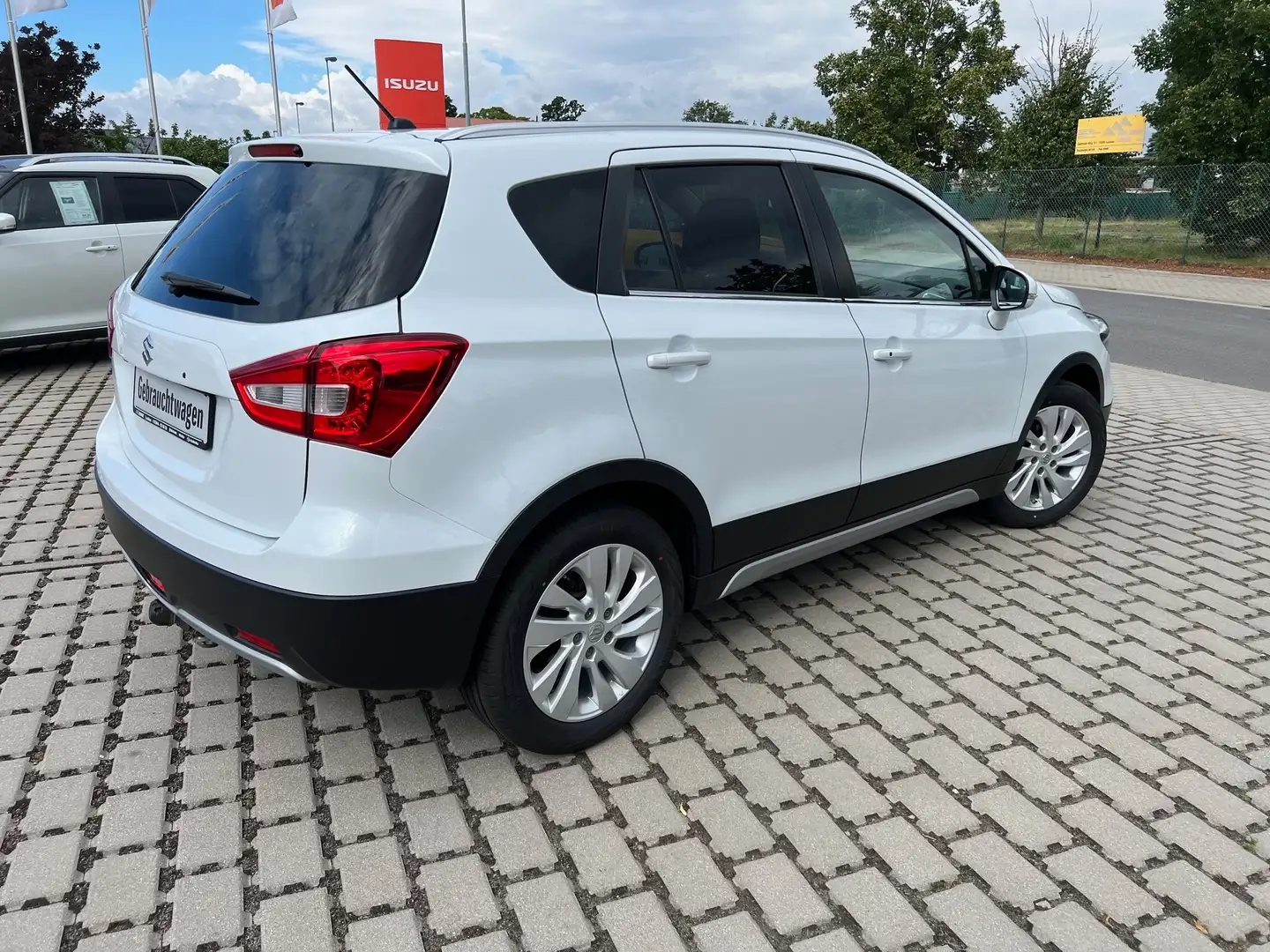 Suzuki SX4 S-Cross Boosterjet Comfort Suzuki Scheckheft gepflegt, AHK Білий - 2