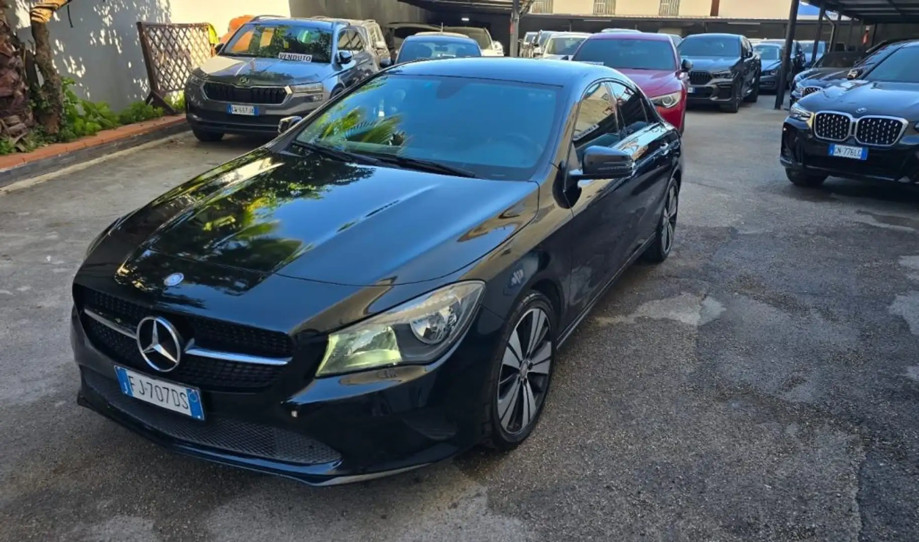 Mercedes-Benz CLA 200 d Automatic Business Nero - 2