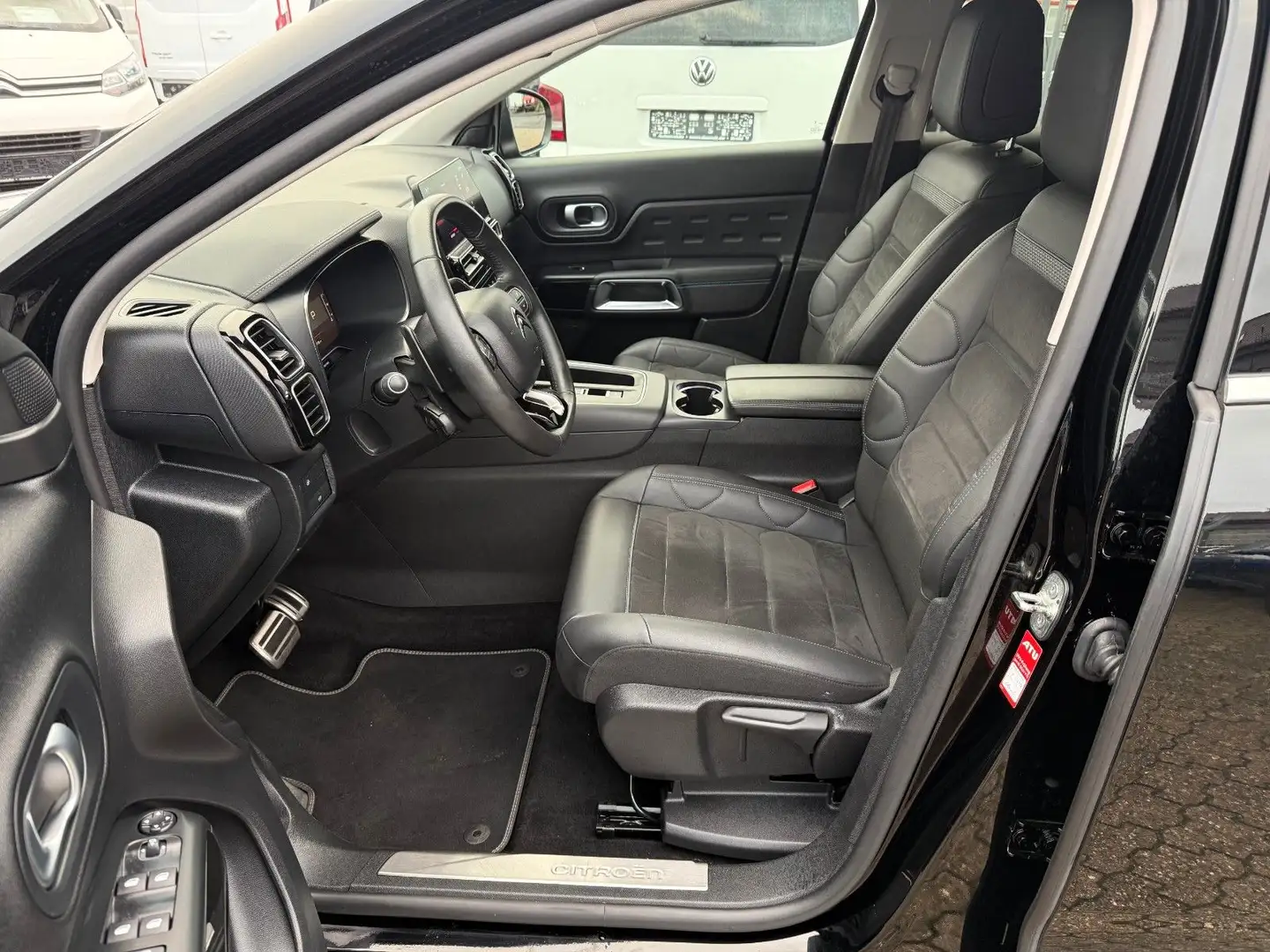 Citroen C5 Aircross Shine PureTech 130 Kamera, Alcantara Schwarz - 2