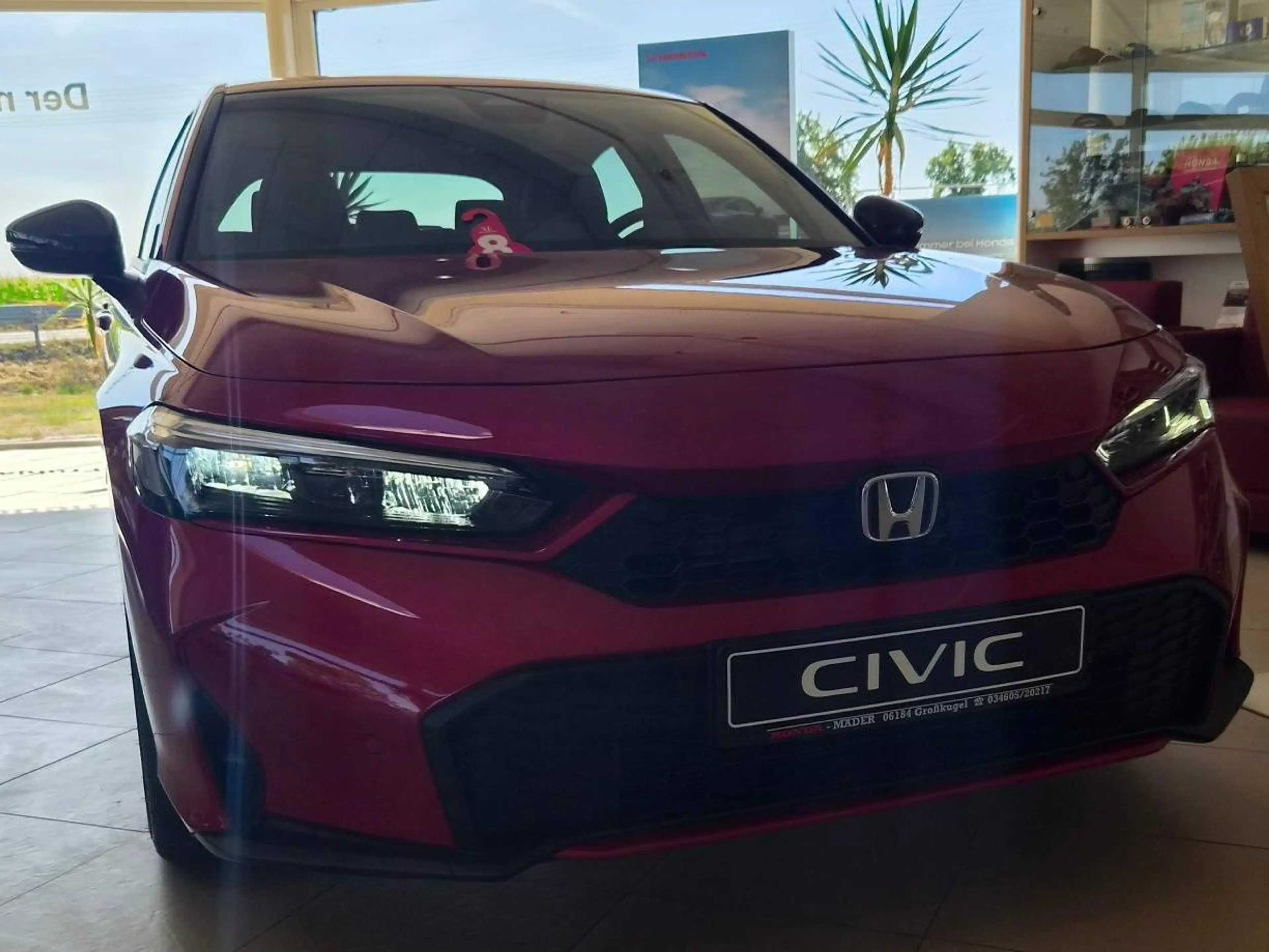 Honda Civic e:HEV 2,0 Sport — photo 3