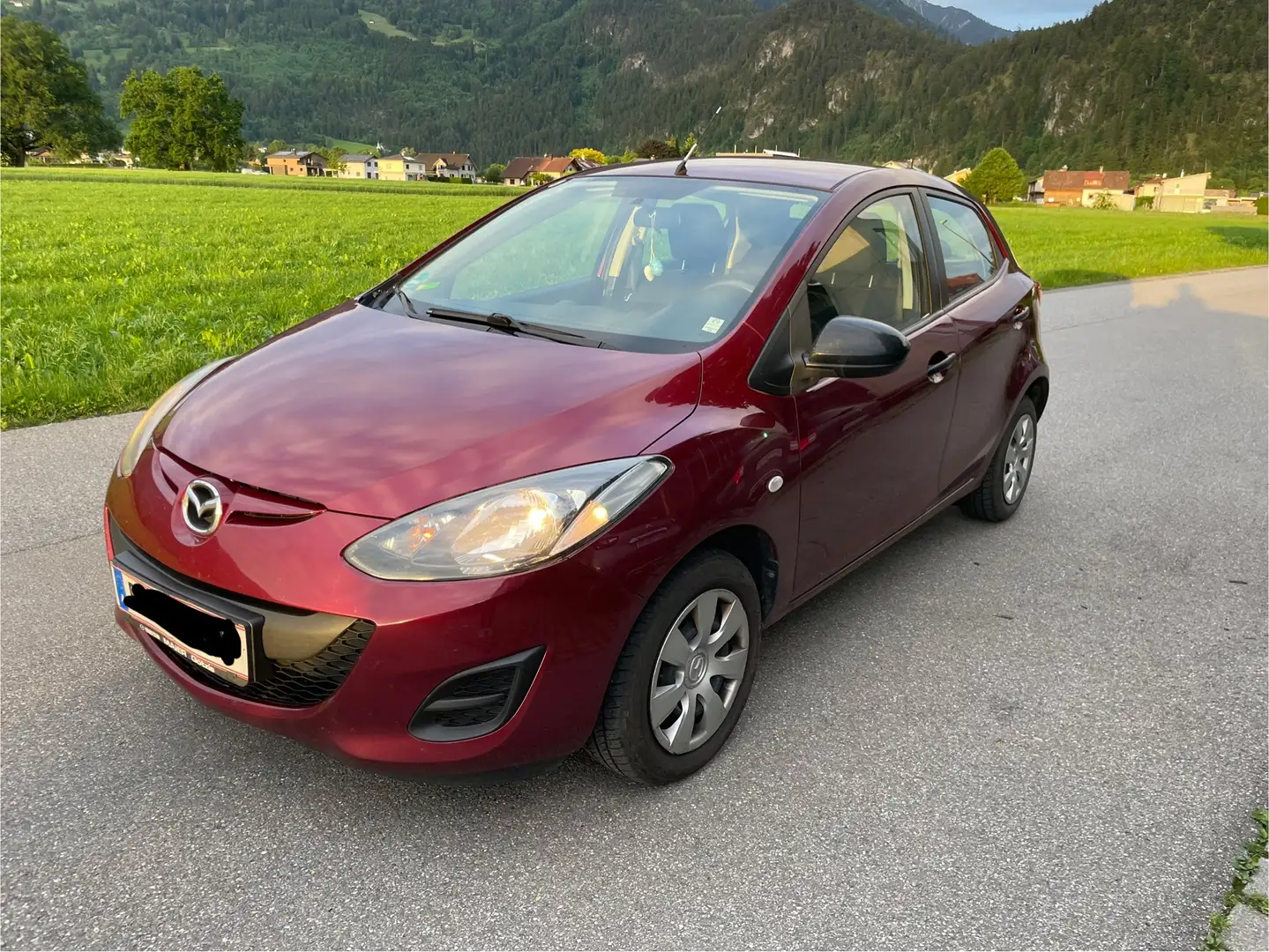 Mazda 2 1,3i CE Pro - 1