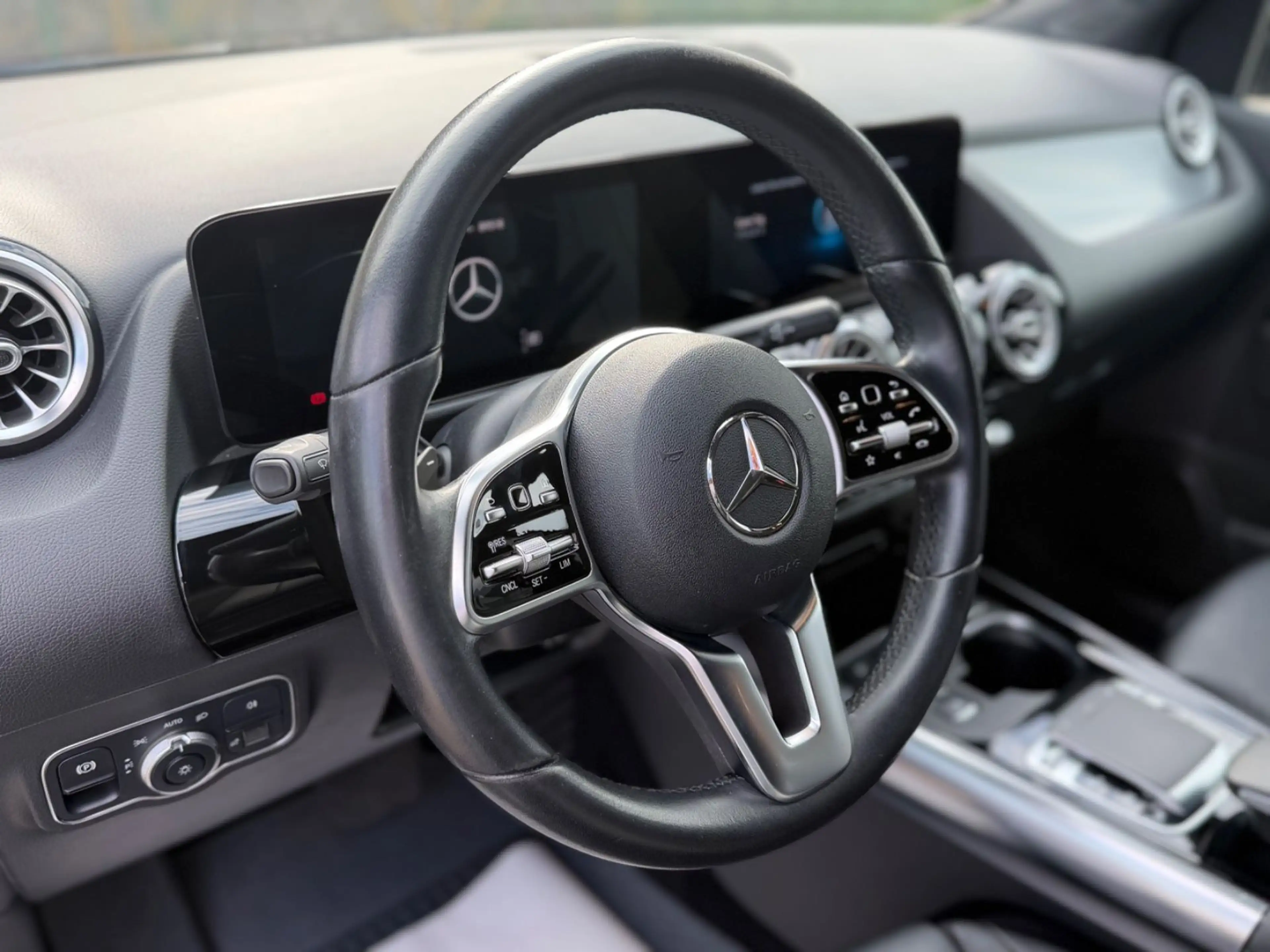 Mercedes-Benz B 180 d, Automatik, Leder, SHZ, Kamera — photo 6