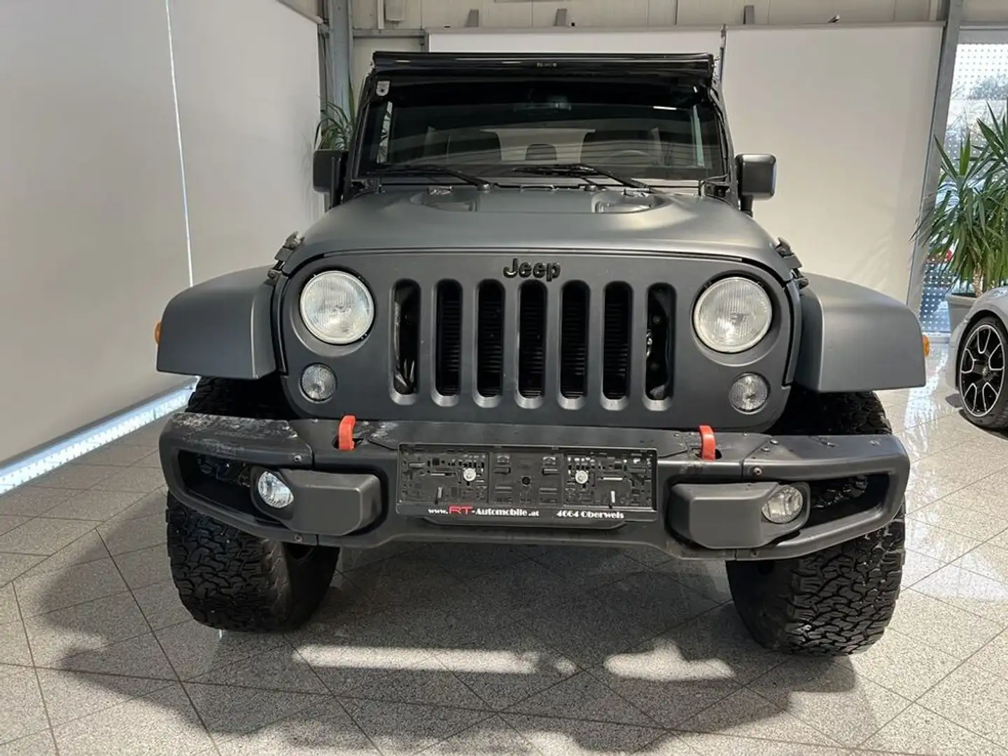 Jeep Wrangler JK Unlimited Grau - 2