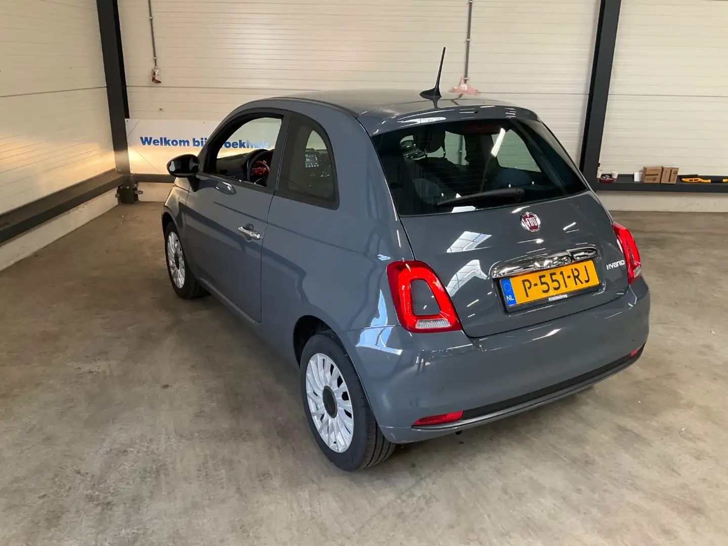 Fiat 500 1.0 Hybrid Cult | CarPlay | Airco | DAB+ | Park As Grijs - 2