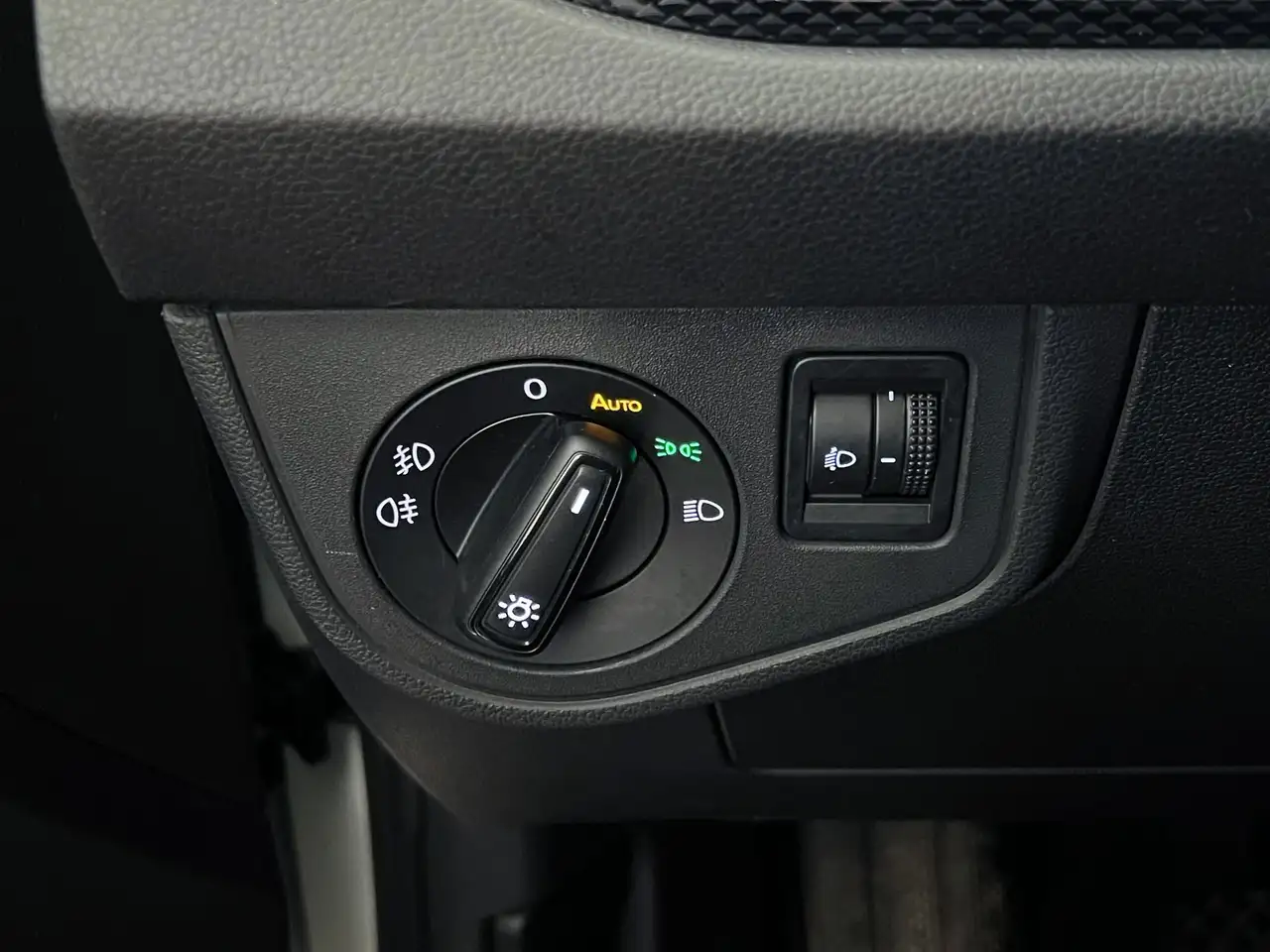 Volkswagen Polo 1.0 tsi Life 95cv, миниатюра 20
