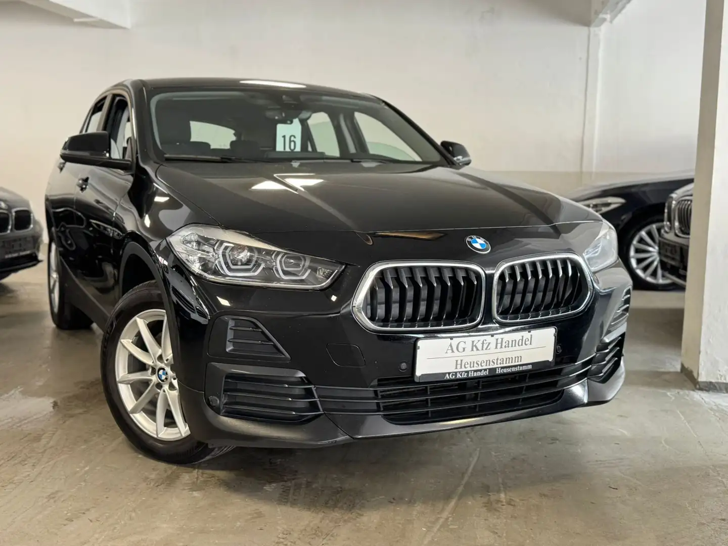 BMW X2 sDrive18d Aut/CAM/HUD/NAVI/LED/NaviProf Schwarz - 2
