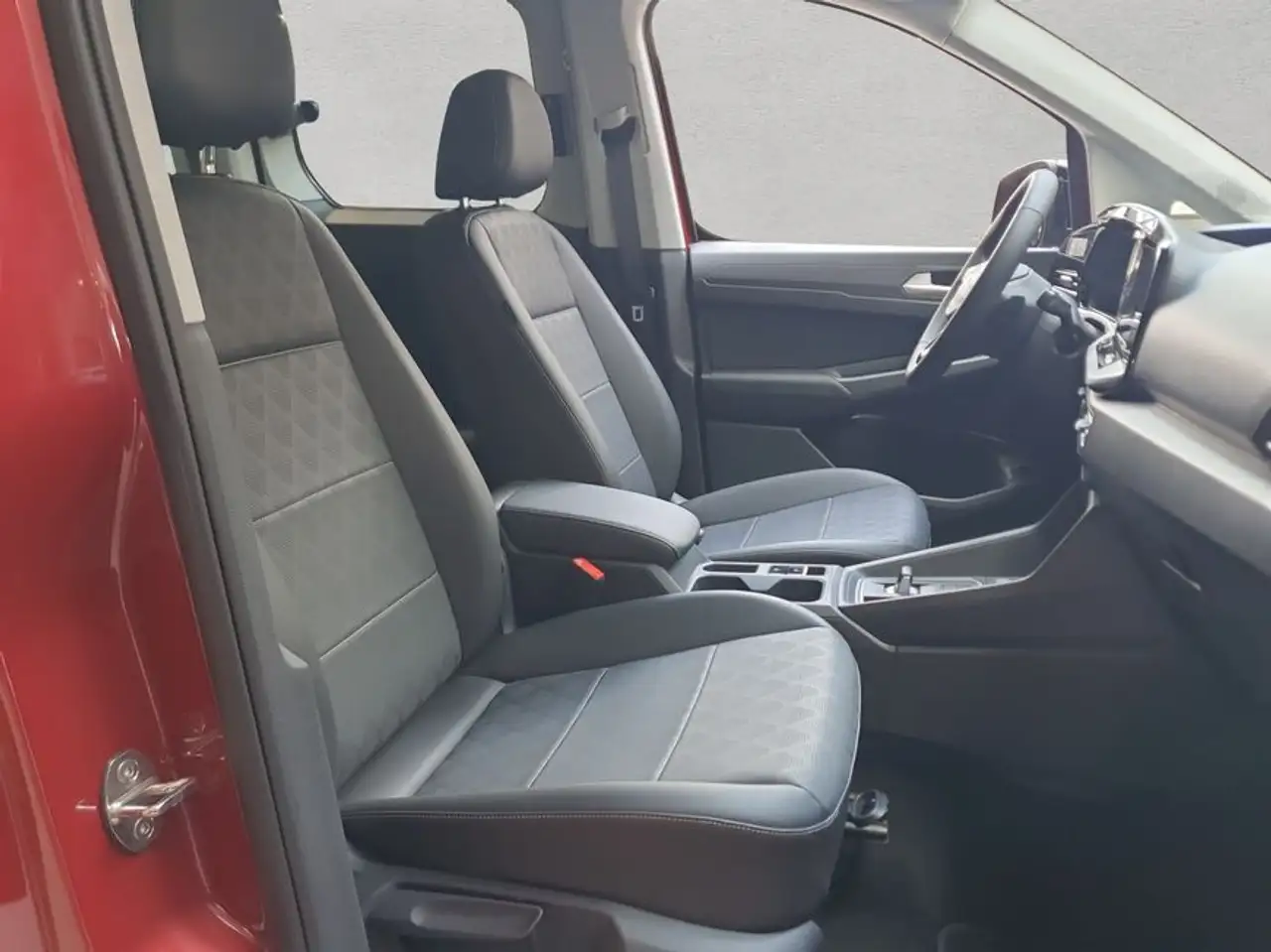 Ford Tourneo Connect 2026 — фото 13