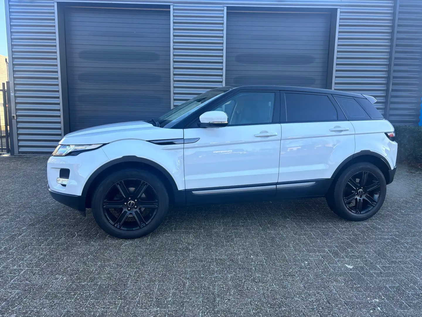 Land Rover Range Rover Evoque 2.0 Si 4WD Prestige Weiß - 2