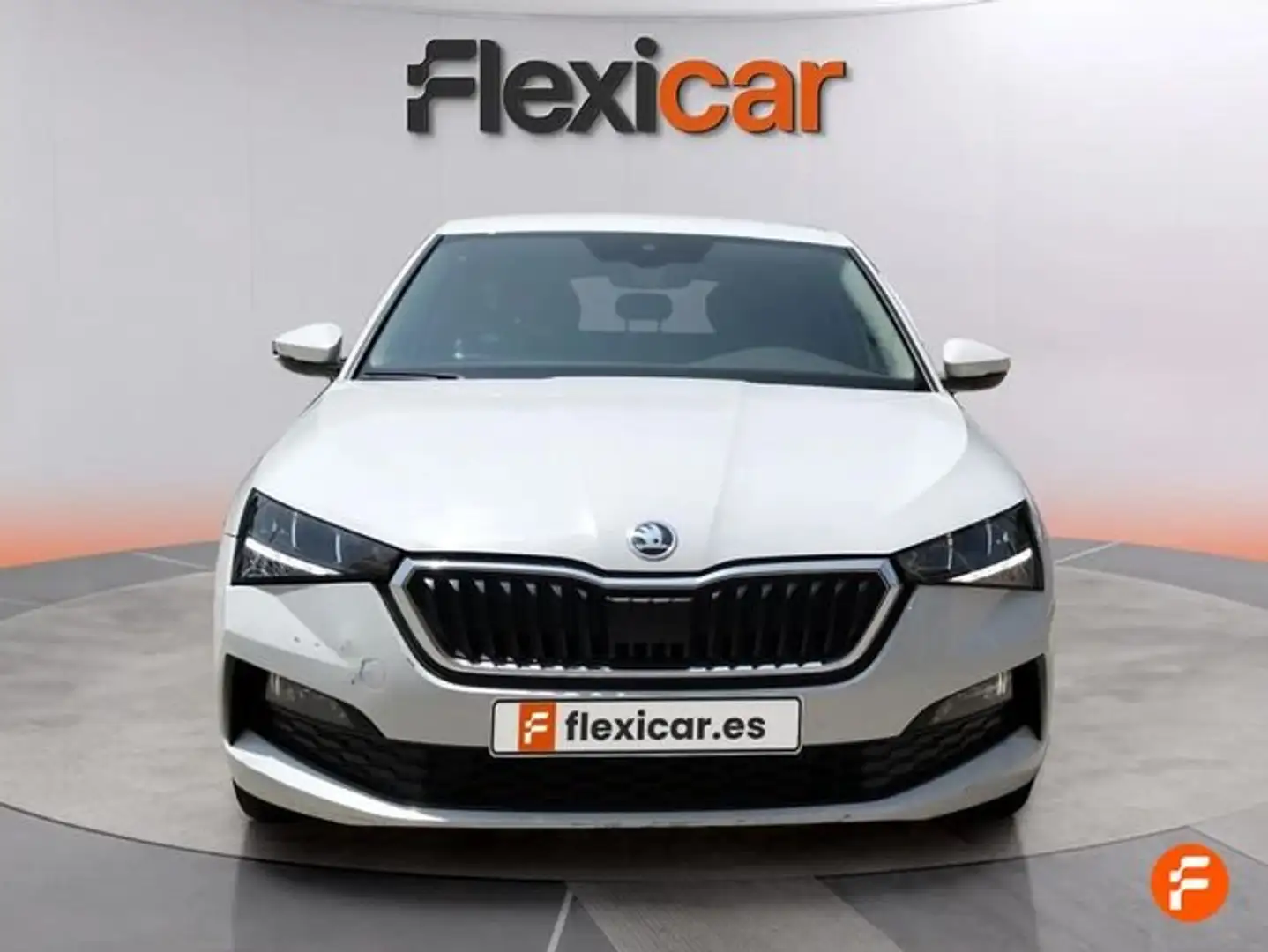 Skoda Scala 1.0 TSI 81KW (110 CV) Ambition Blanc - 2